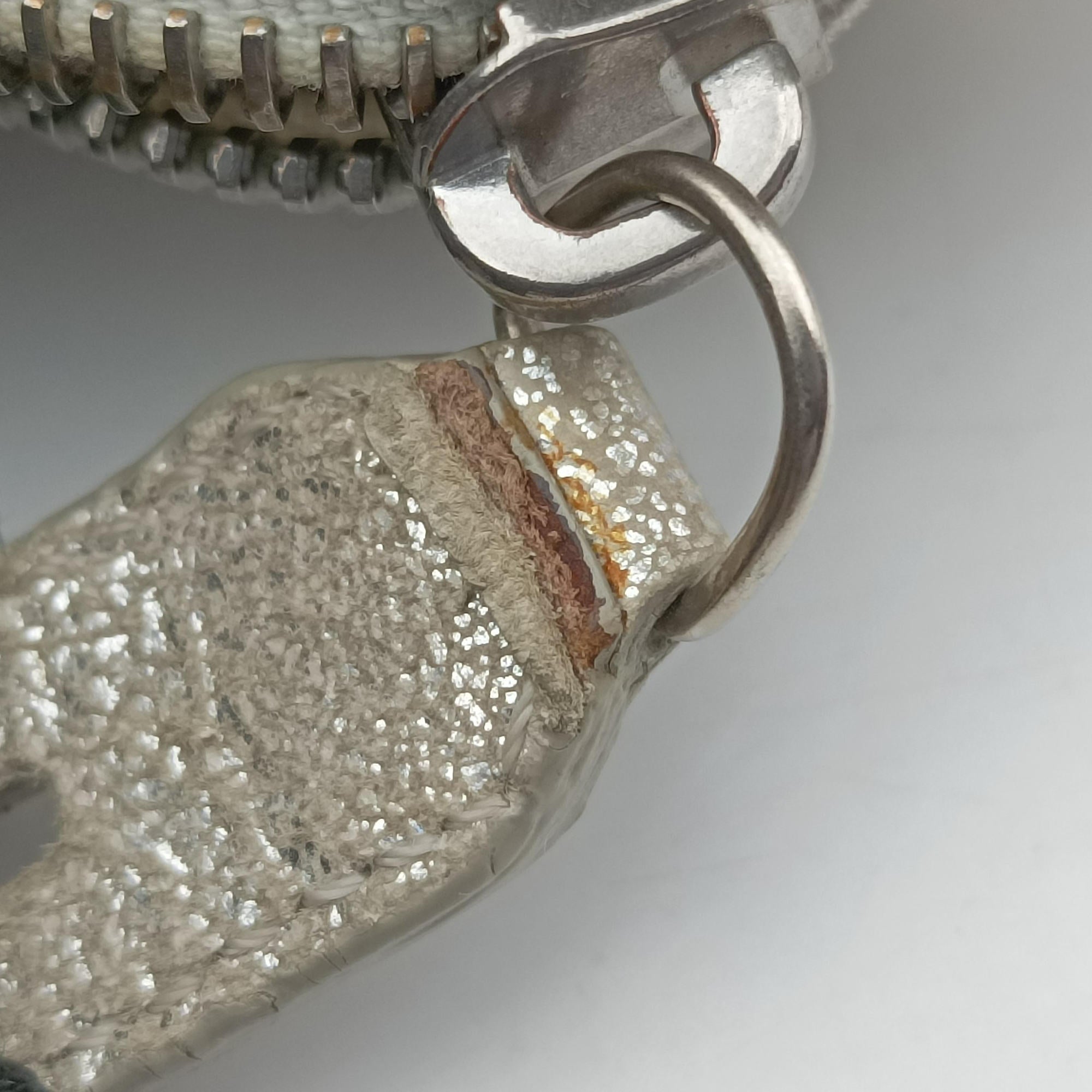 Zucchino Glitter Logo Silver canvas 8BL068 Lot number unknownスパンコールイエローグラデーション シルバー キャンバス 8BL068 製番不明