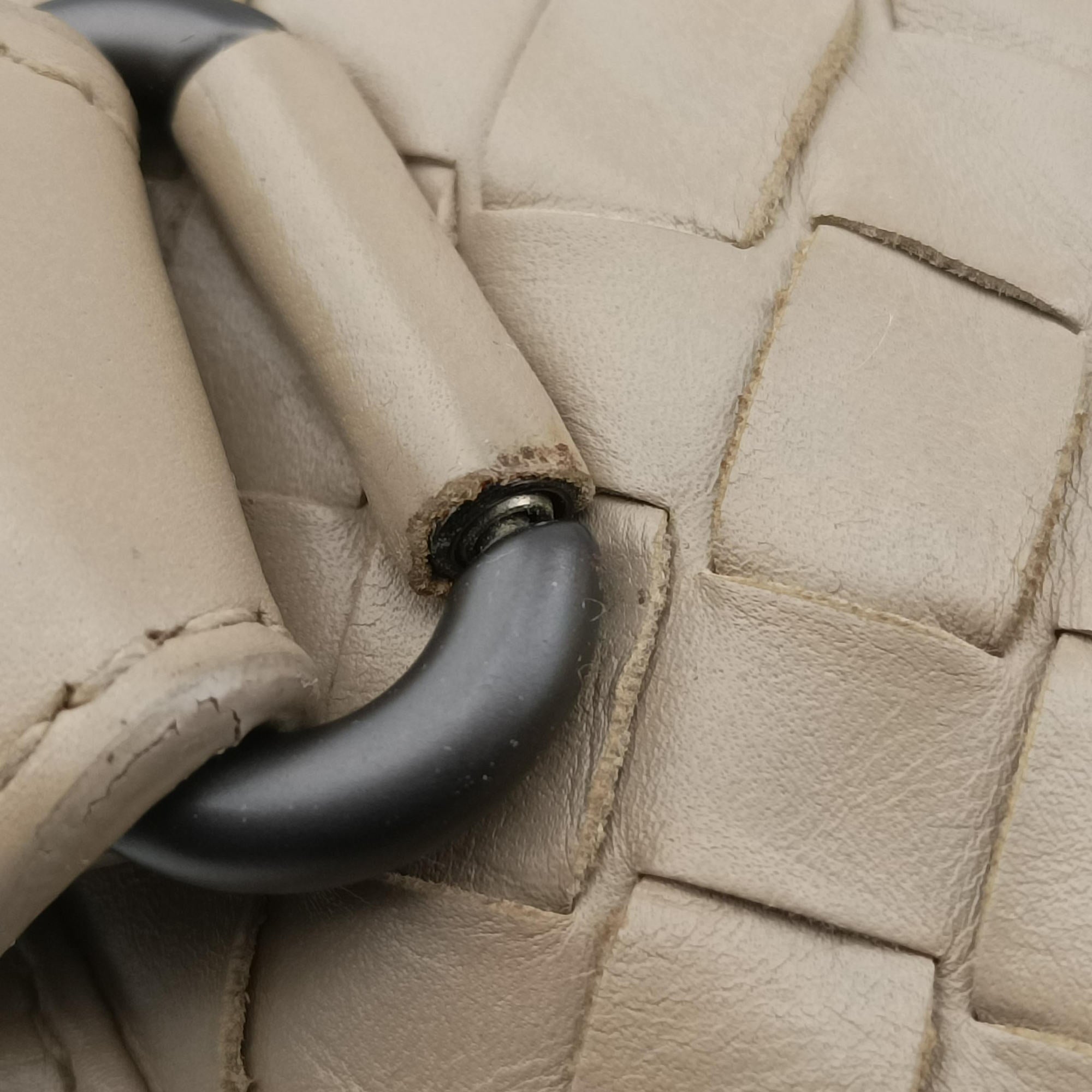 Intrecciato Beige lambskin B03444290Nイントレチャート ベージュ ラムスキン B03444290N