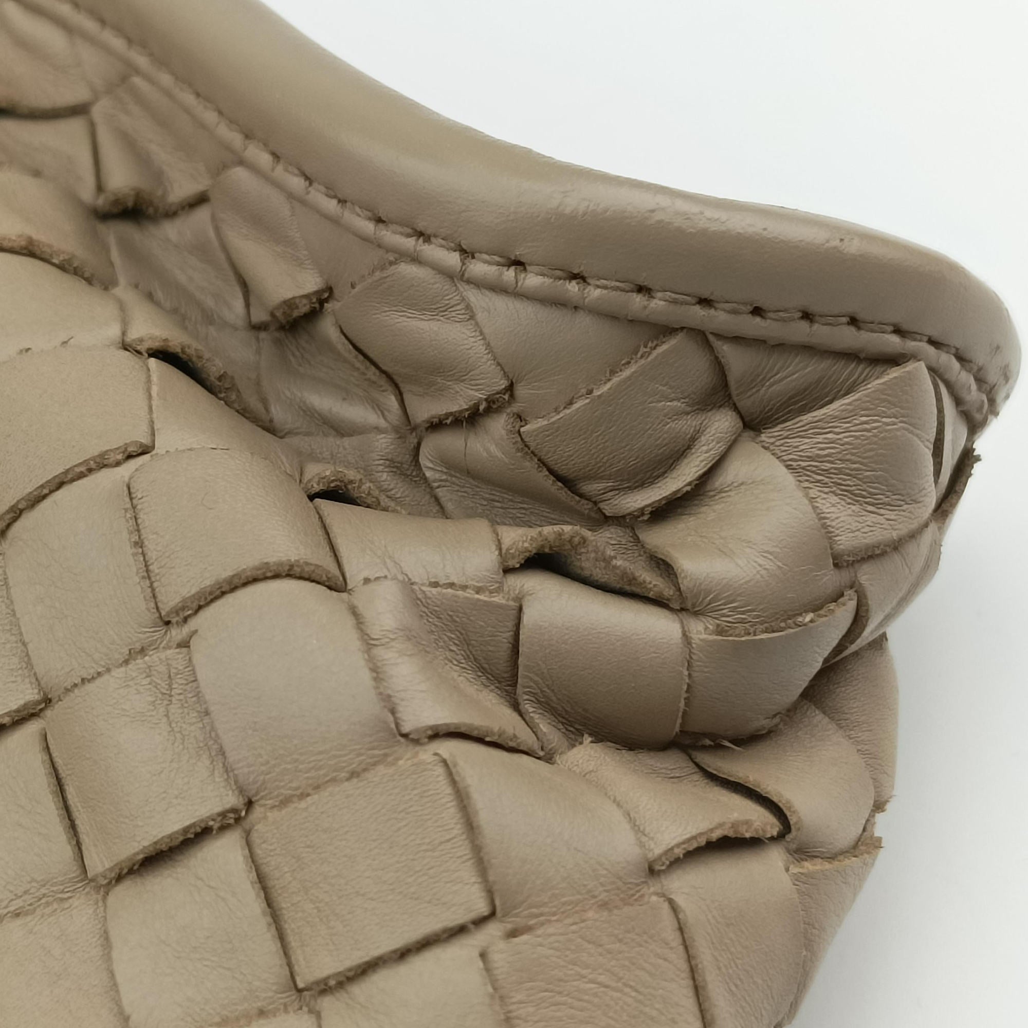 Intrecciato Beige lambskin B03444290Nイントレチャート ベージュ ラムスキン B03444290N