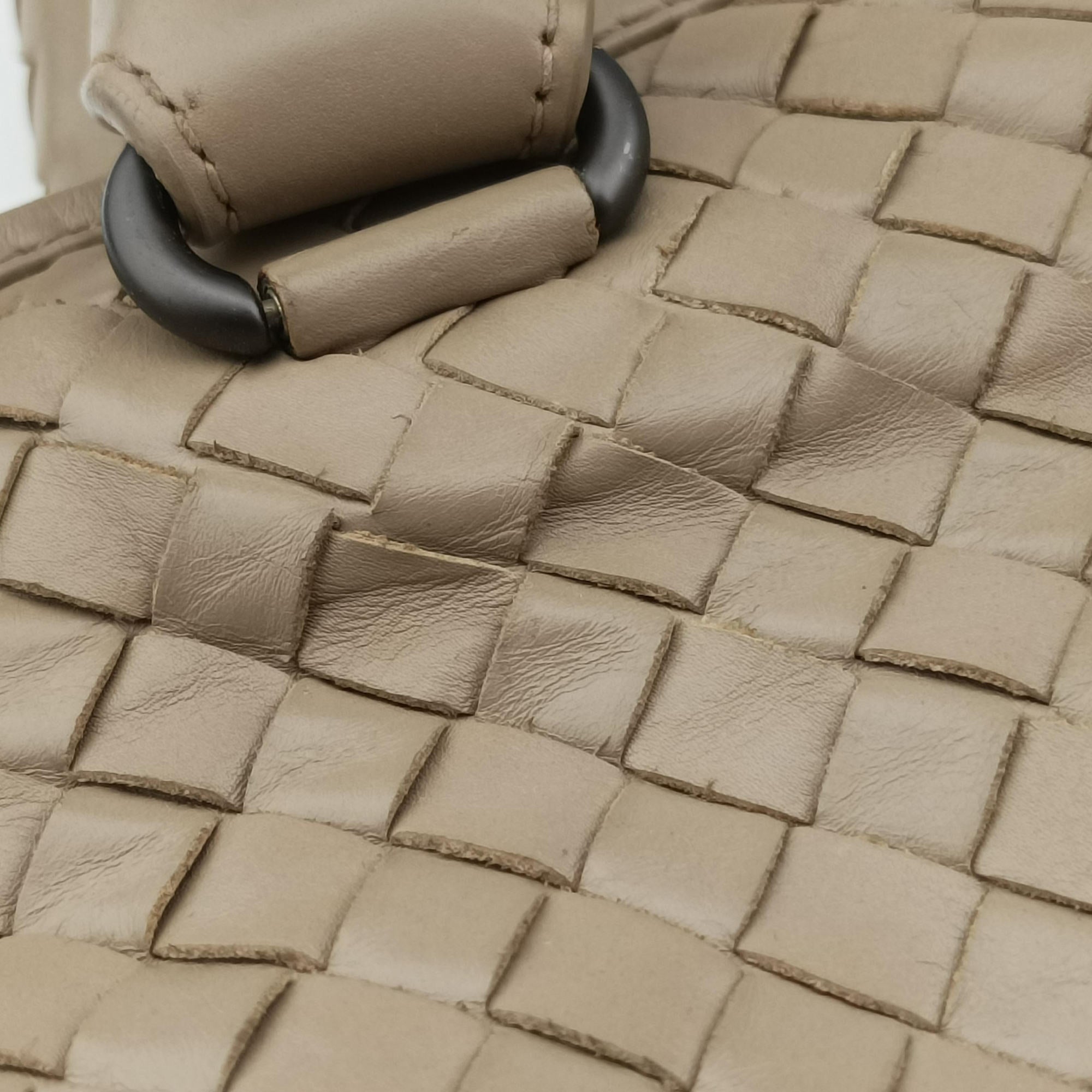 Intrecciato Beige lambskin B03444290Nイントレチャート ベージュ ラムスキン B03444290N