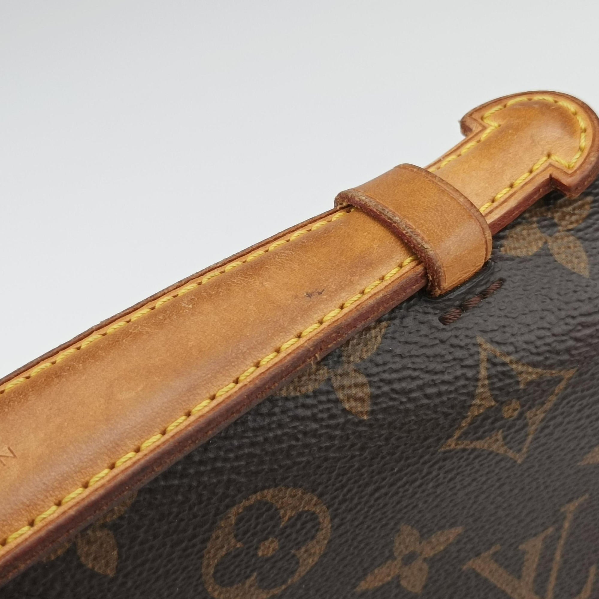 Pochette Metis MM Brown Monogram Canvas M44875 PL4106ポシェットメティスMM モノグラム/ブラウン モノグラムキャンバス M44875 PL4106