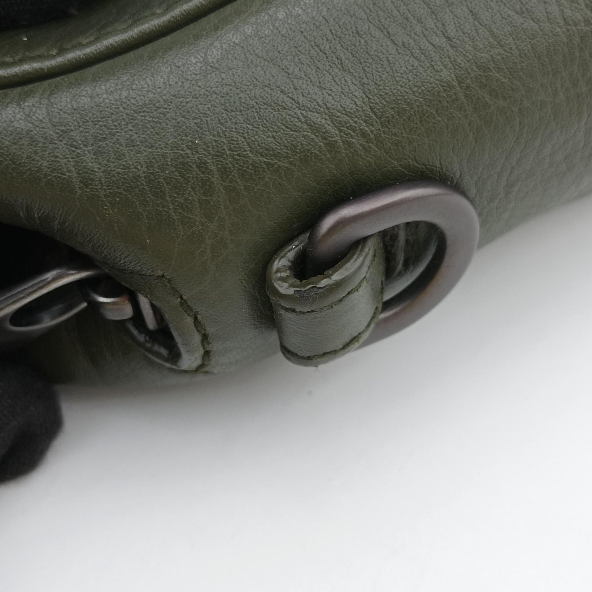 Intrecciato Green Leather B04809852Eイントレチャート グリーン レザー B04809852E