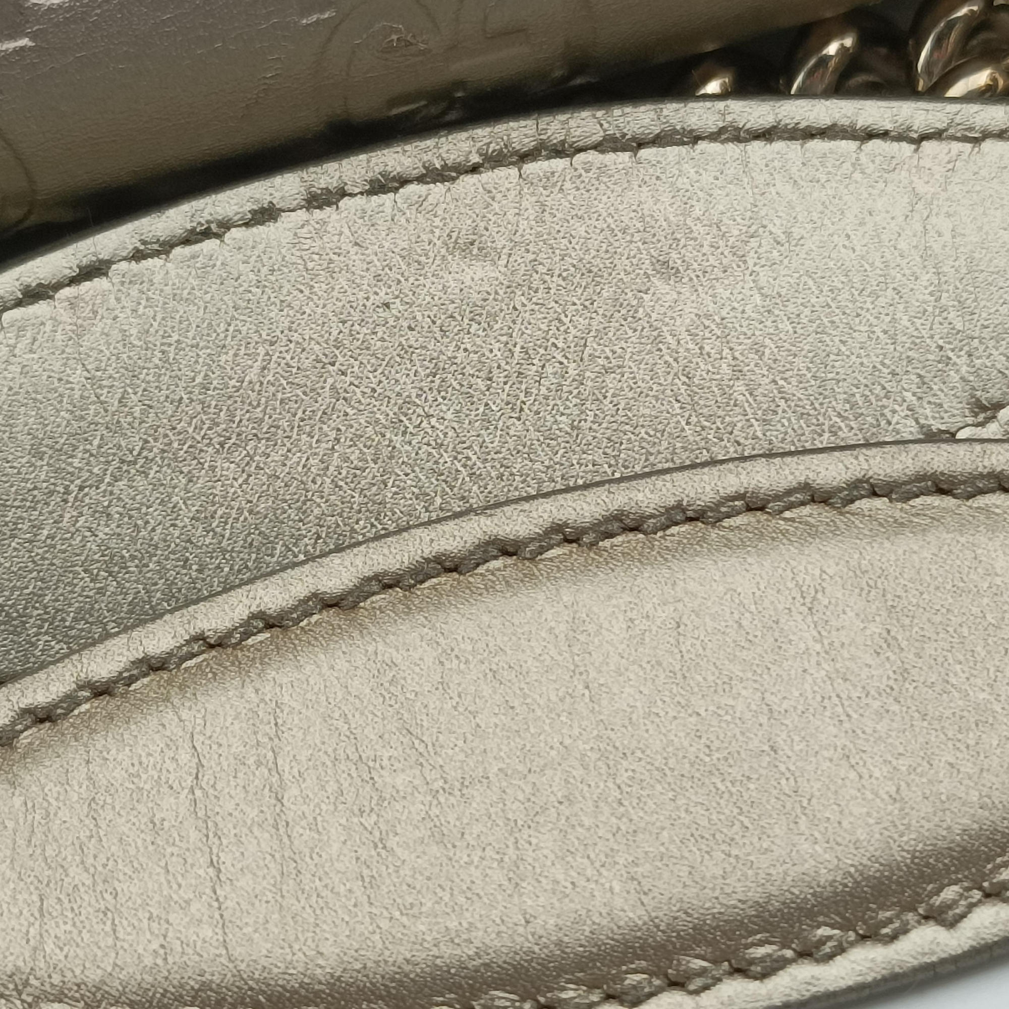 Emily Golden Leather 295403 A017328687エミリー ゴールド レザー 295403 A017328687