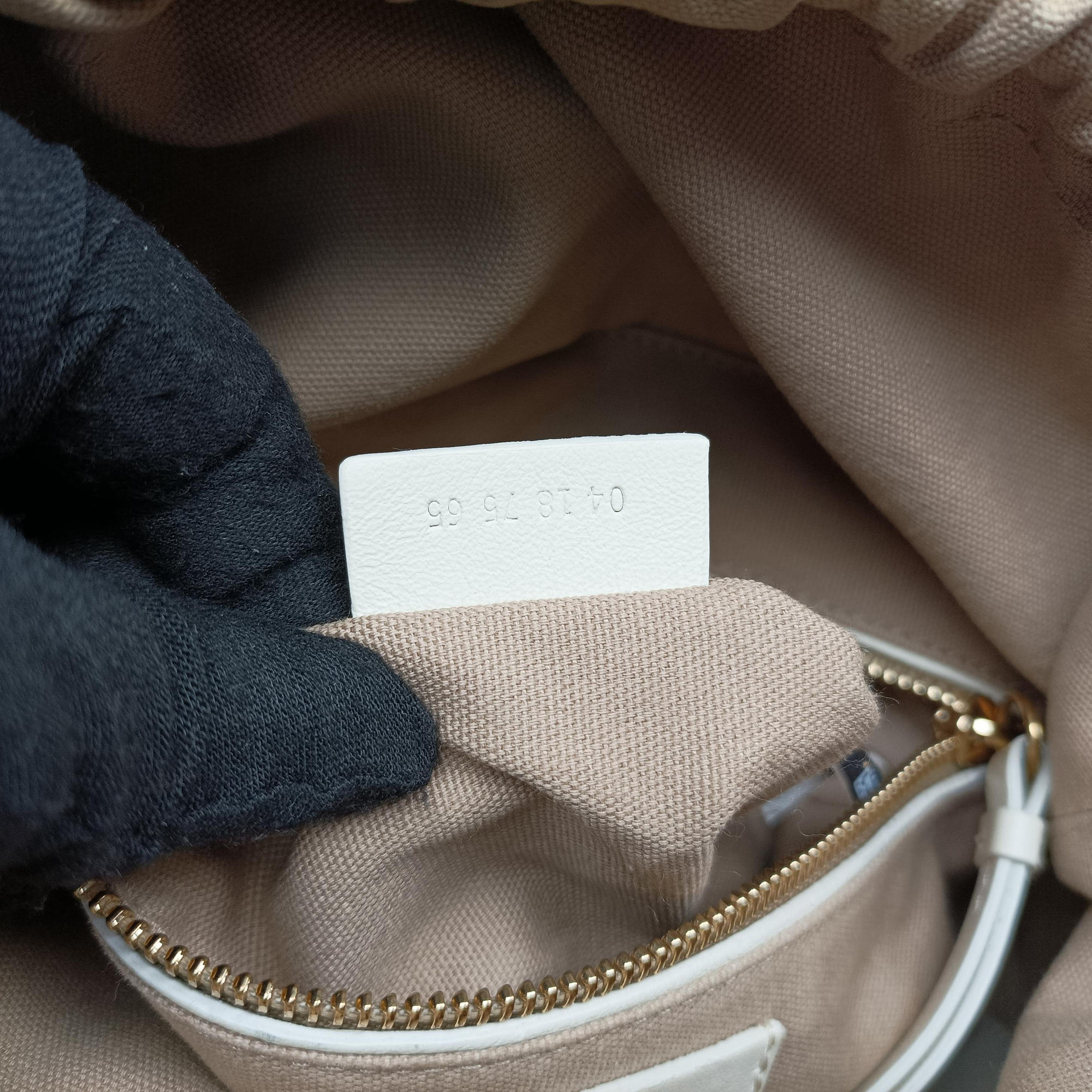 ROY White Leather 04 18 75 65ロイ ホワイト レザー 04 18 75 65