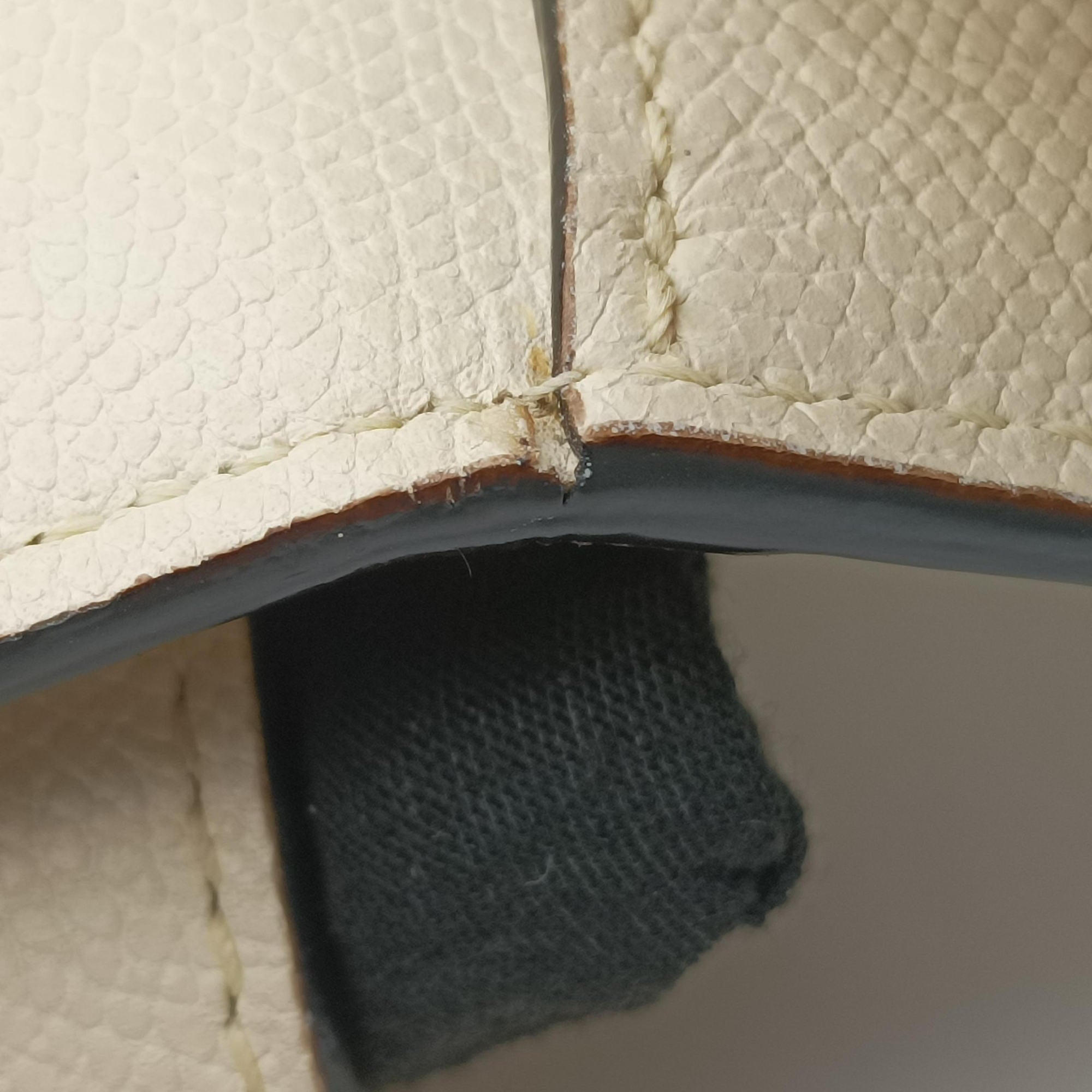 Iside Beige Calfskin N 432974イジィデ ベージュ カーフスキン N 432974
