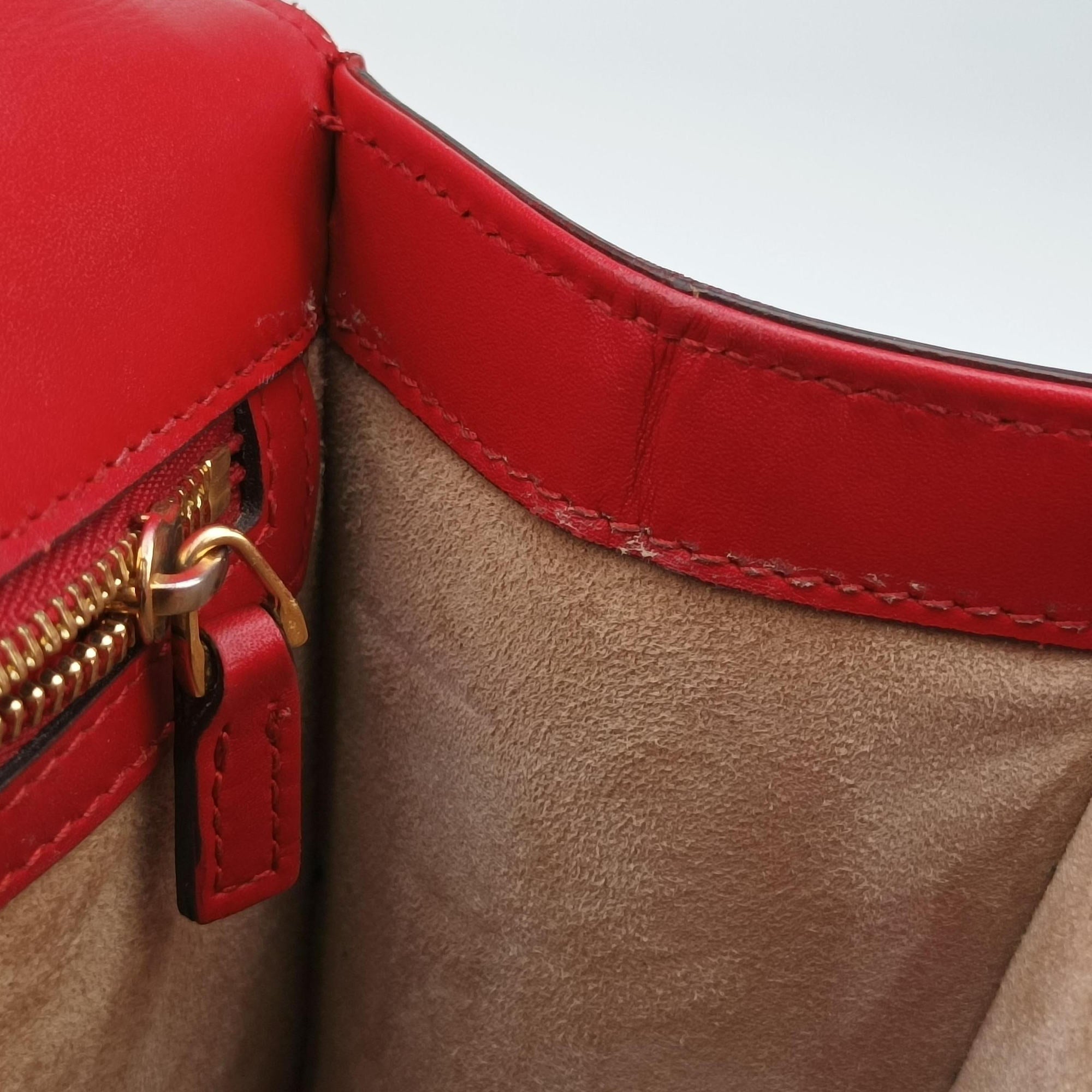 Sylvie Red×navy Leather 421882 C020405811シルヴィ レッド×ネイビー レザー 421882 C020405811