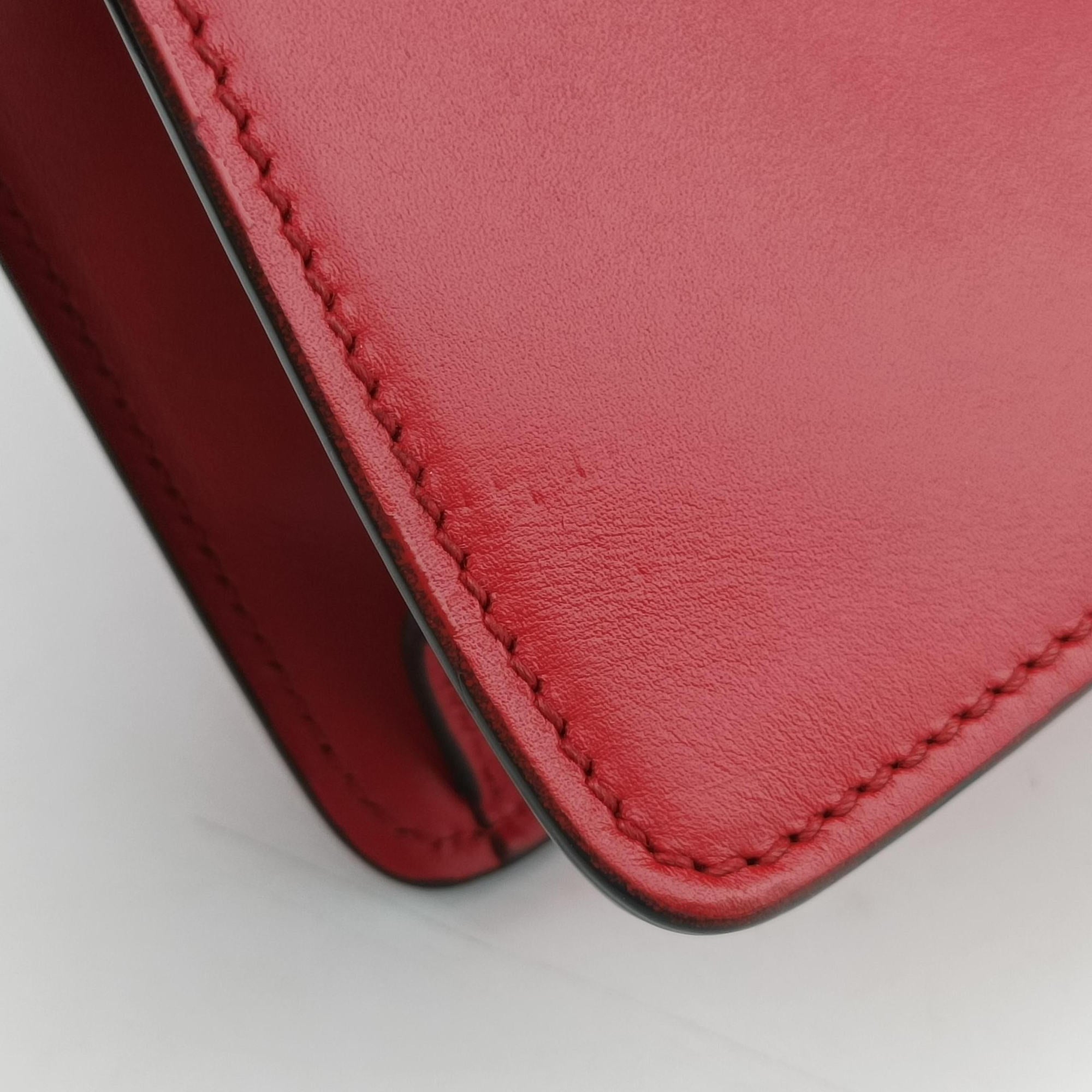 Sylvie Red×navy Leather 421882 C020405811シルヴィ レッド×ネイビー レザー 421882 C020405811
