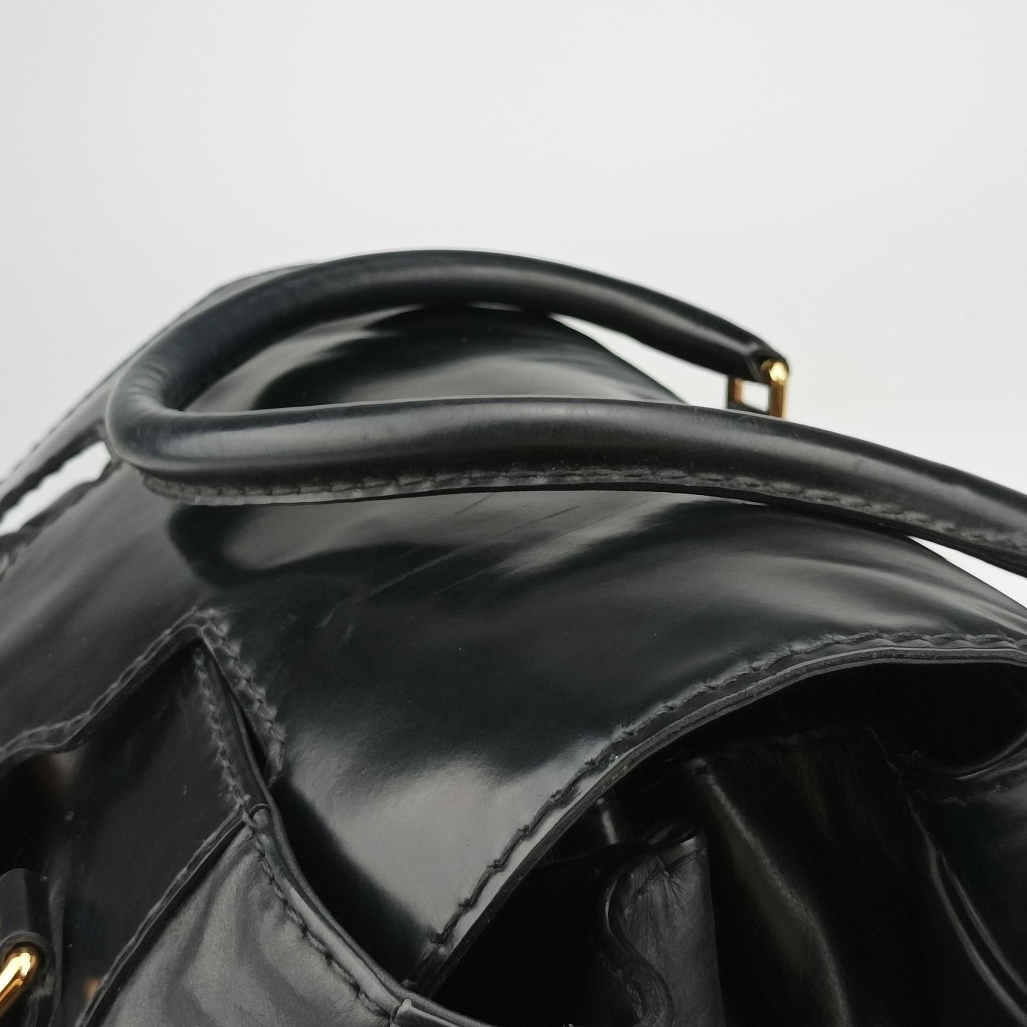Dialux Queen Large Black Leather 189881 G1509820ダイラックス クイーン ラージ ブラック レザー 189881 G1509820