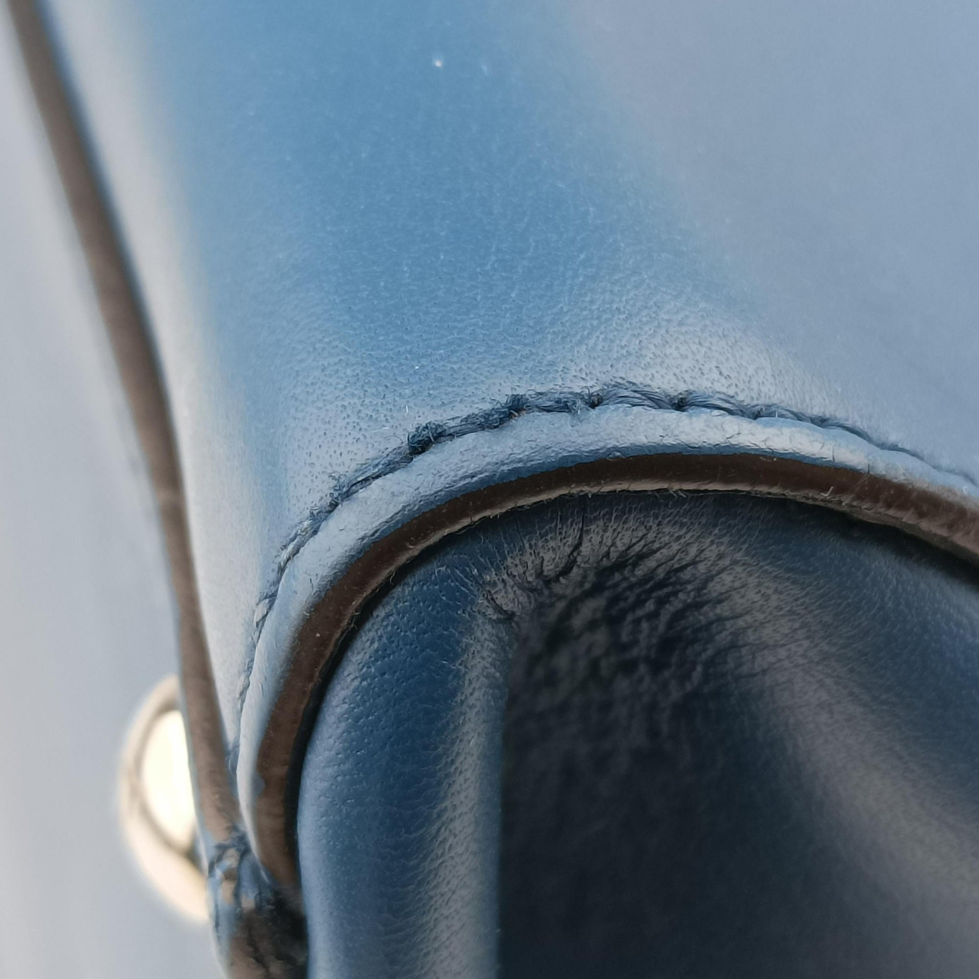 Troisjours Navy × Blue Leather 8BH272 8BH272-N5T 148-2516トロワジュール ネイビー × ブルー レザー 8BH272 8BH272-N5T 148-2516