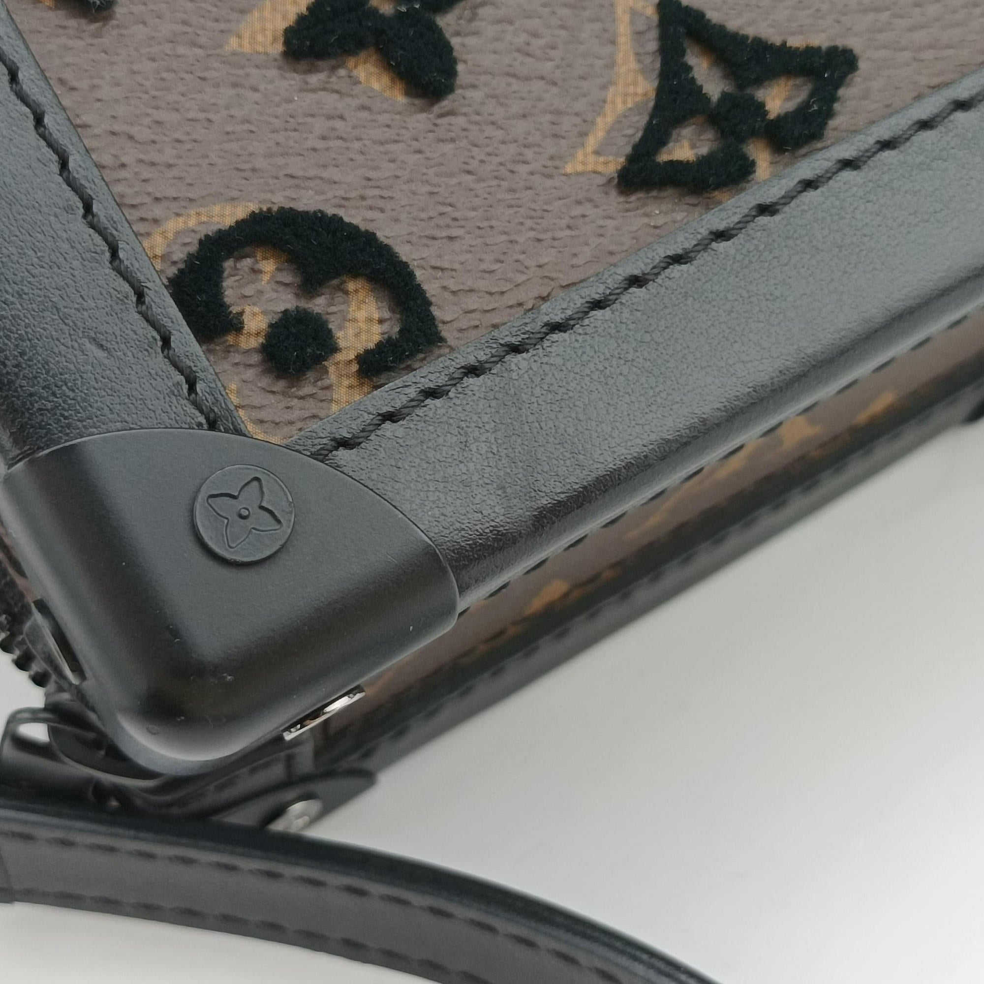 Vertical Soft Trunk brown×Noir Monogram Toughtage M45044 FL4139 IC Chipヴァーティカル ソフトトランク モノグラム/ブラウン×ノワール モノグラムタフタージュ M45044 FL4139 ICチップ