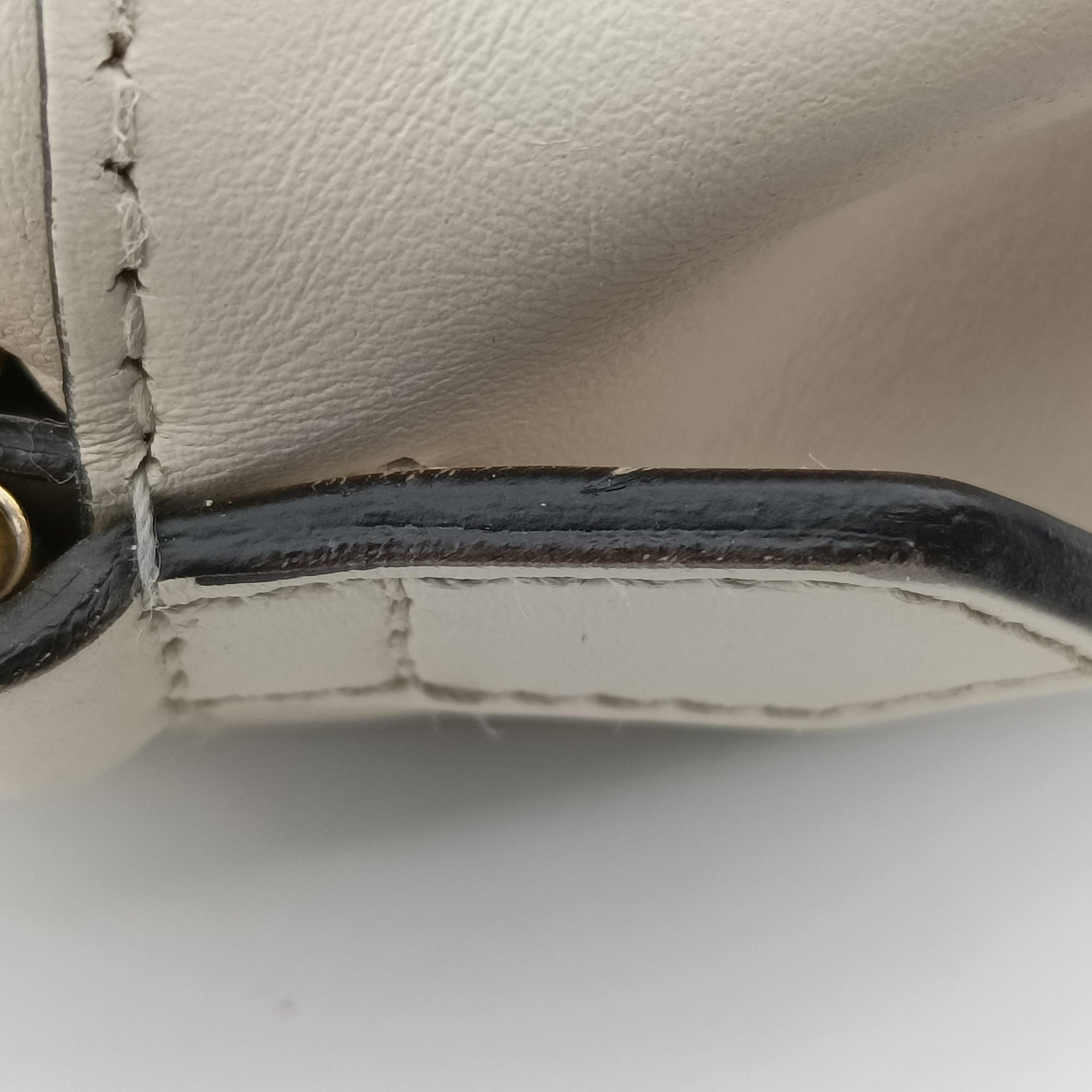 GG Marmont White Leather 447632 A029700467GGマーモント ホワイト レザー 447632 A029700467