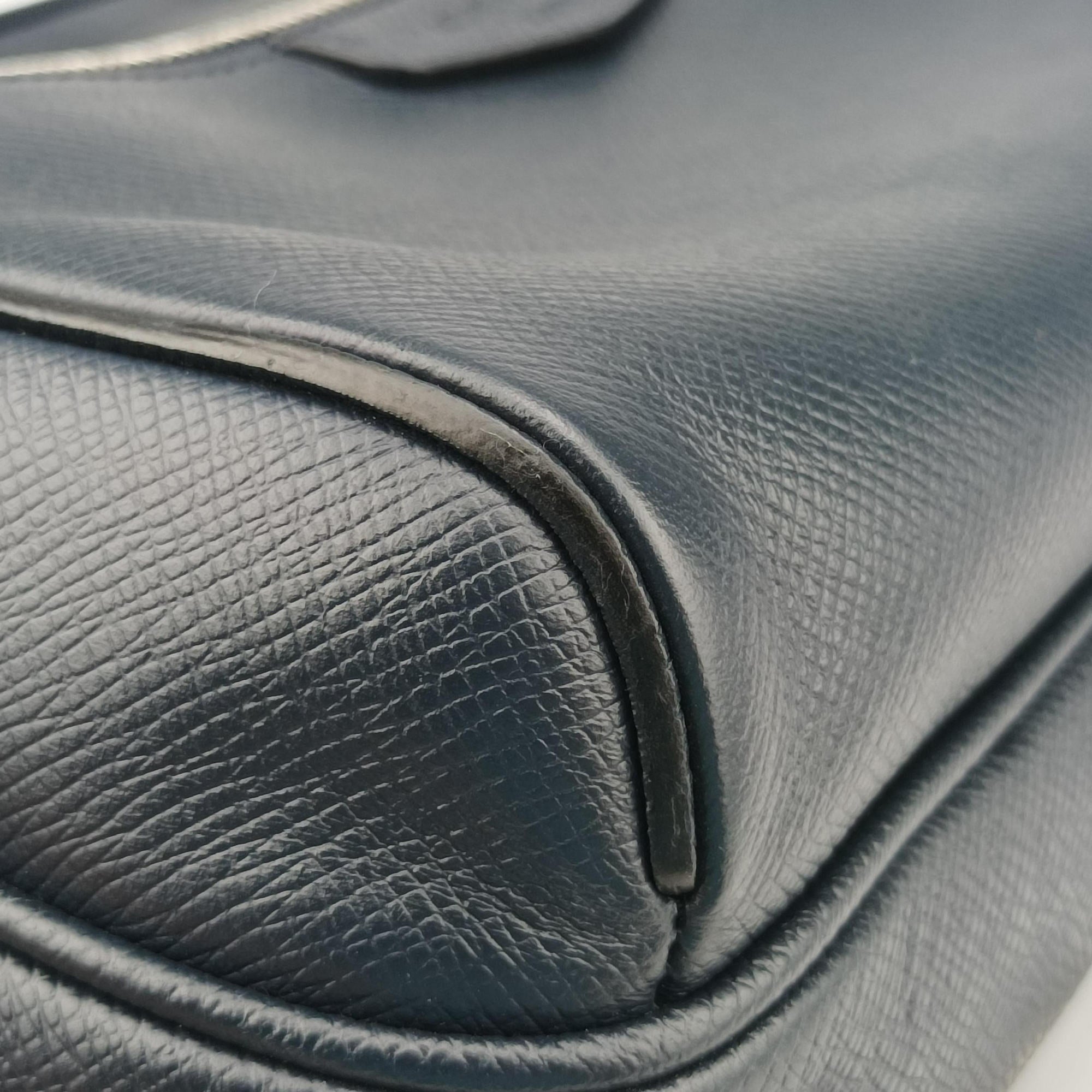 Outdoor Messenger PM Navy Taiga M33437 FO3168アウトドア メッセンジャー PM ネービー タイガ M33437 FO3168