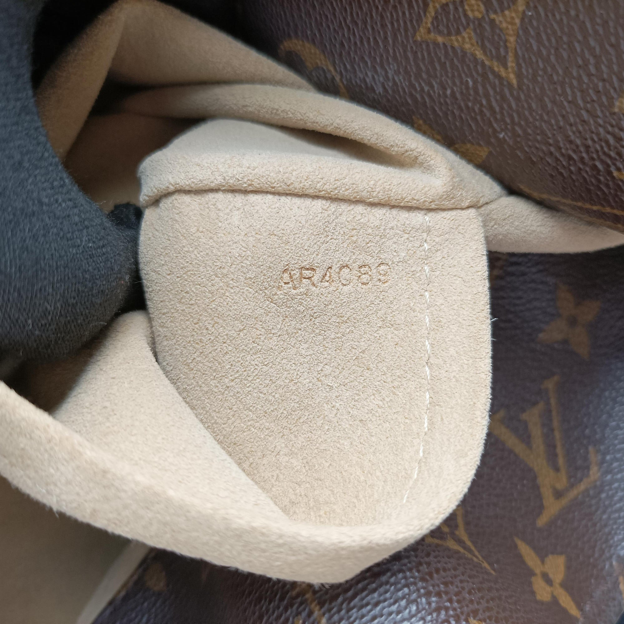 ARTSY MM Brown Monogram Canvas M40249 AR4089アーツィーMM モノグラム/ブラウン モノグラムキャンバス M40249 AR4089