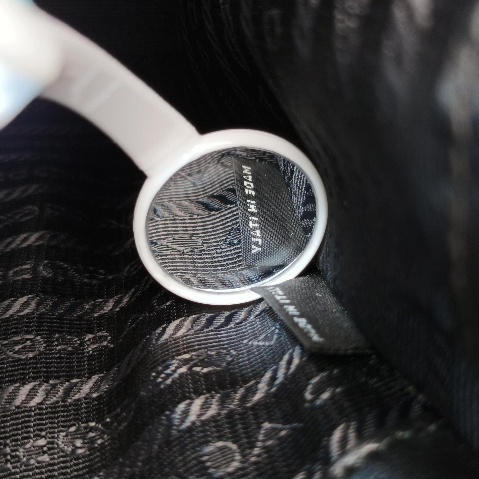 Sound Lock Black SAFFIANO Leather 1BD034 127サウンド ロック ブラック サフィアーノレザー 1BD034 127