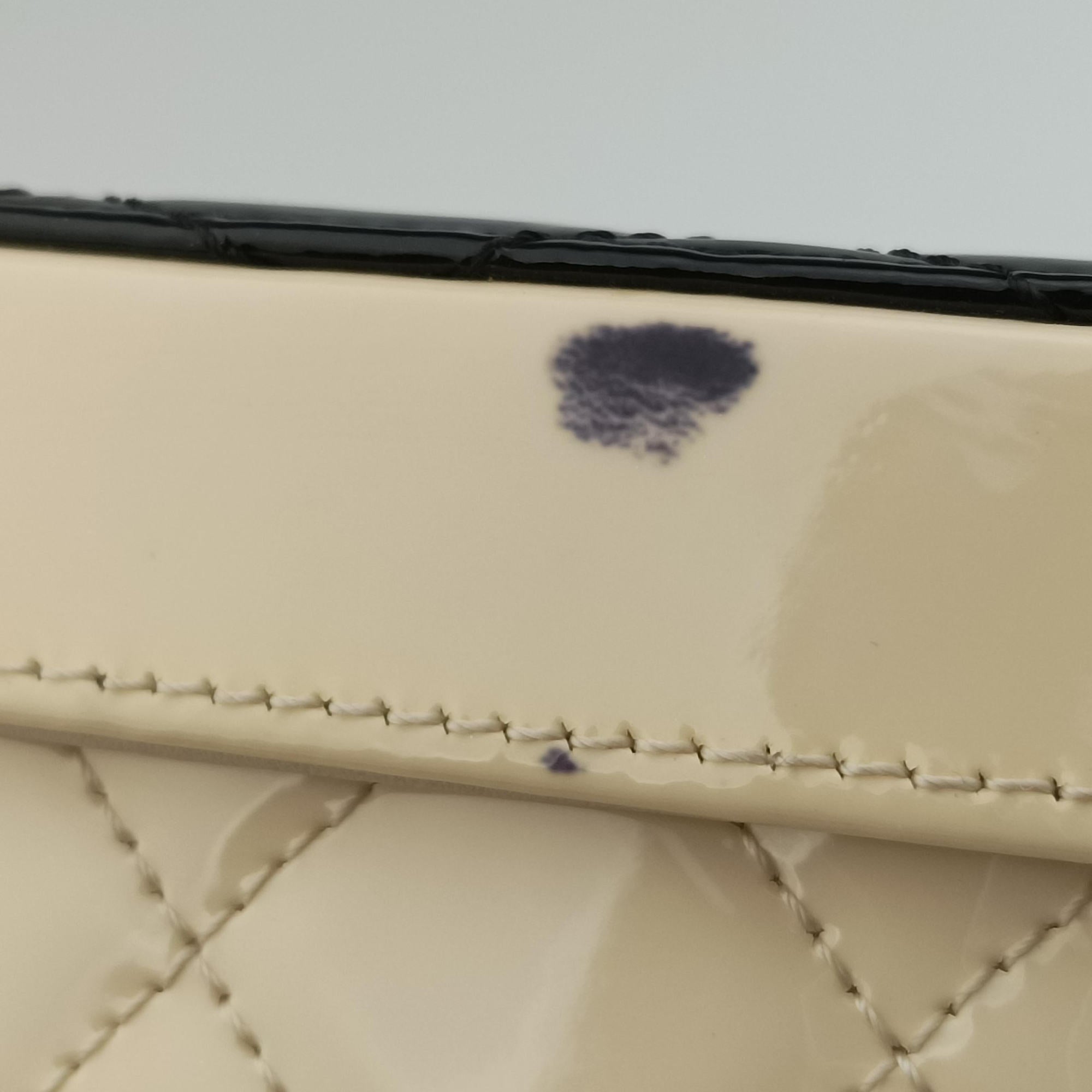 Vanity Matelasse Chain Handle White Patent Leather A91055 22340506バニティ マトラッセ チェーンハンドル ホワイト パテント A91055 22340506