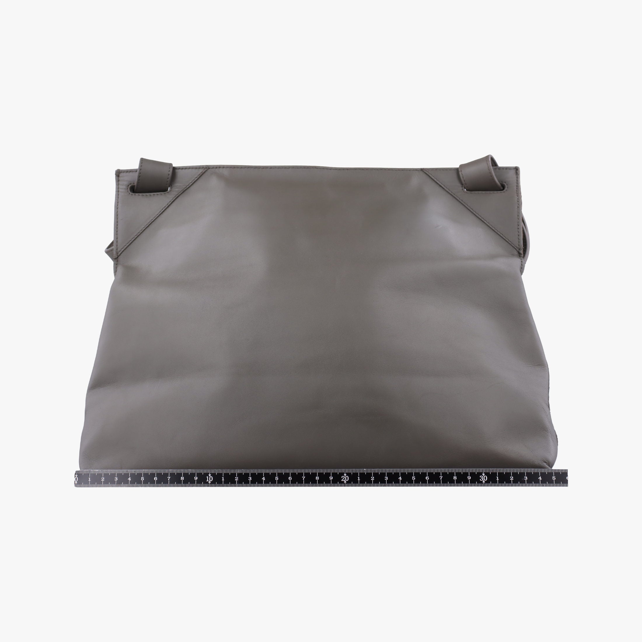 Intrecciato Grey lambskin B02753975Rイントレチャート グレー ラムスキン B02753975R