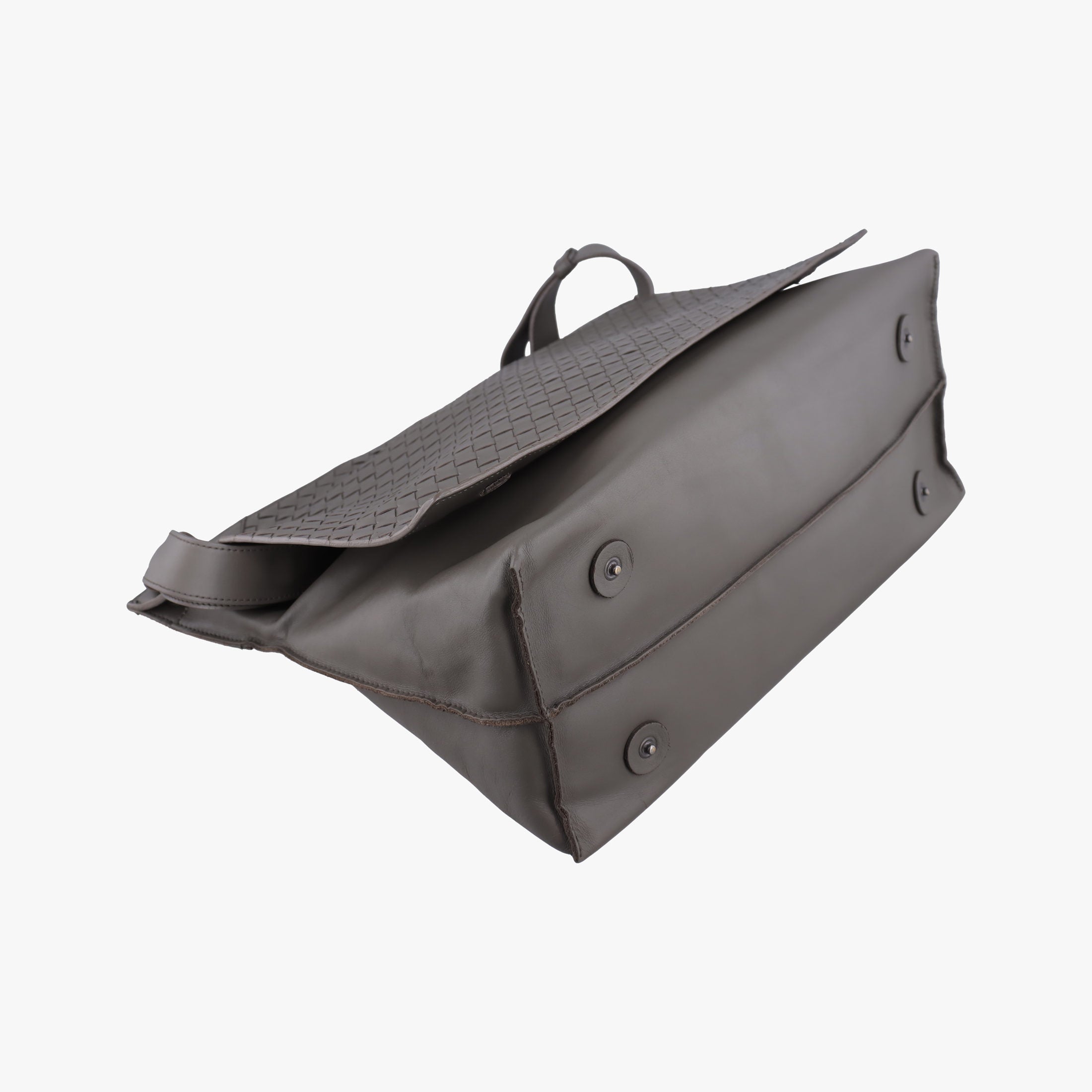 Intrecciato Grey lambskin B02753975Rイントレチャート グレー ラムスキン B02753975R