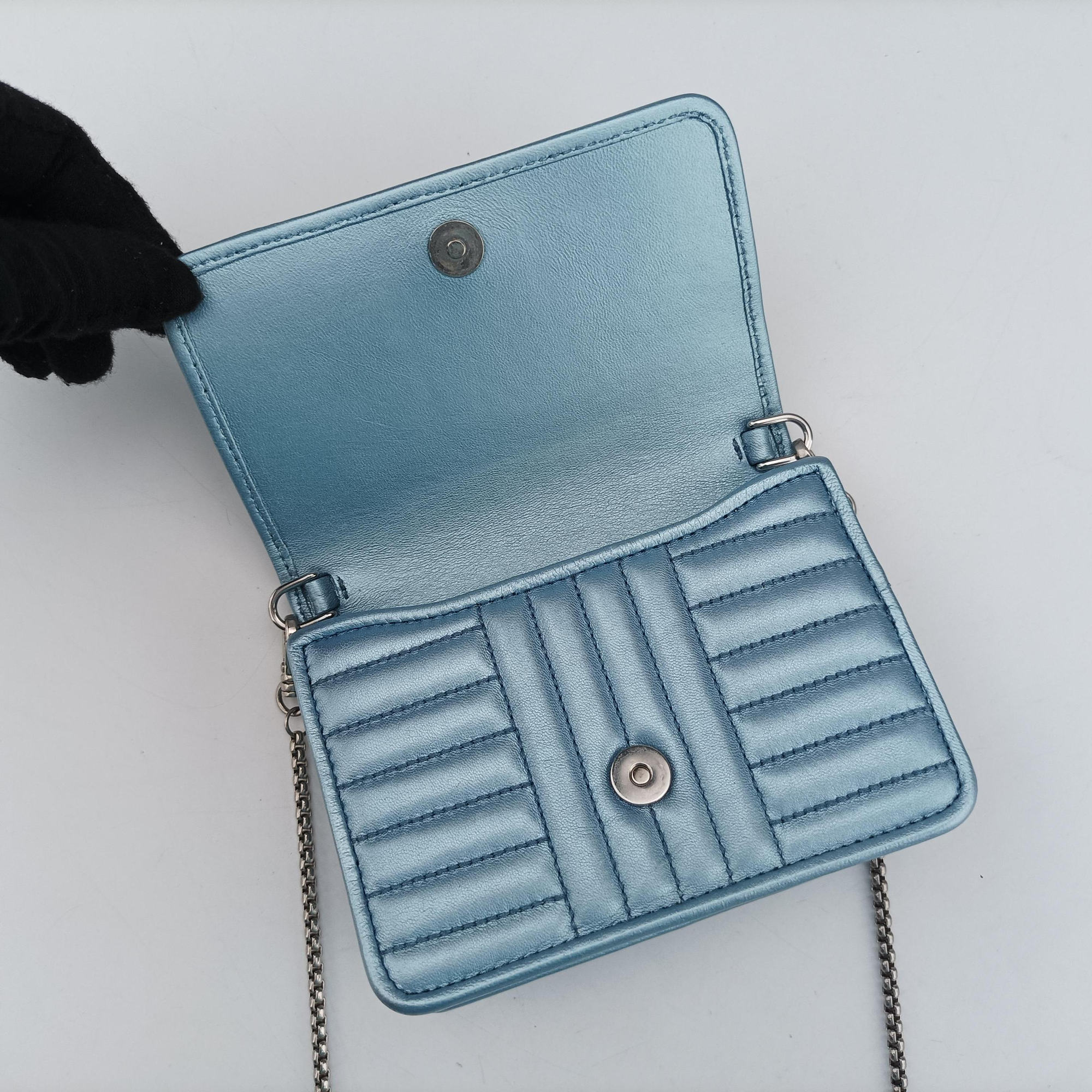 Diagramme Blue Leather 62 Dダイアグラム ブルー レザー 62 D