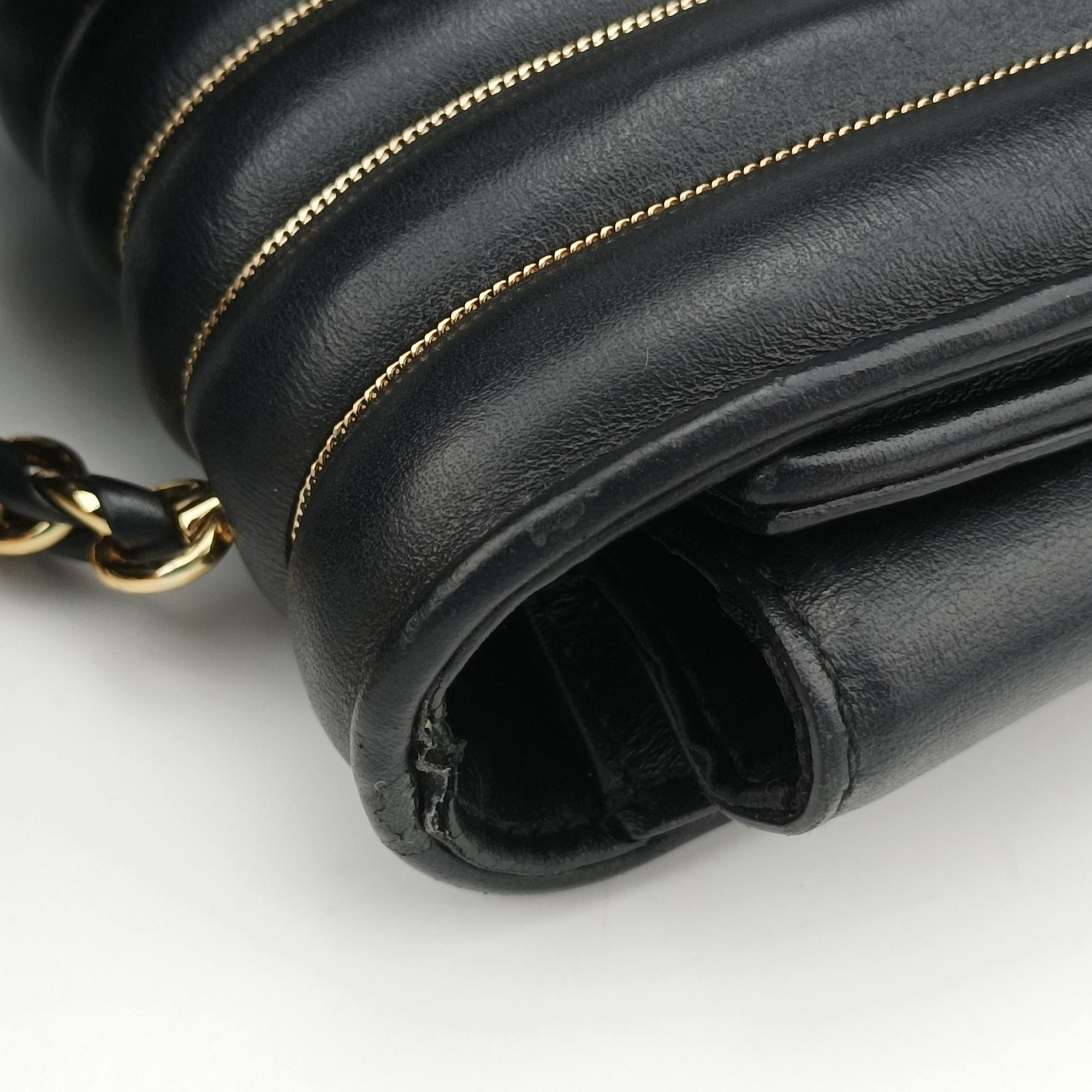 Vara Logo Ribbon Stripe Black Leather AU-21/F164ヴァラ ロゴ リボン ストライプ ブラック レザー AU-21/F164