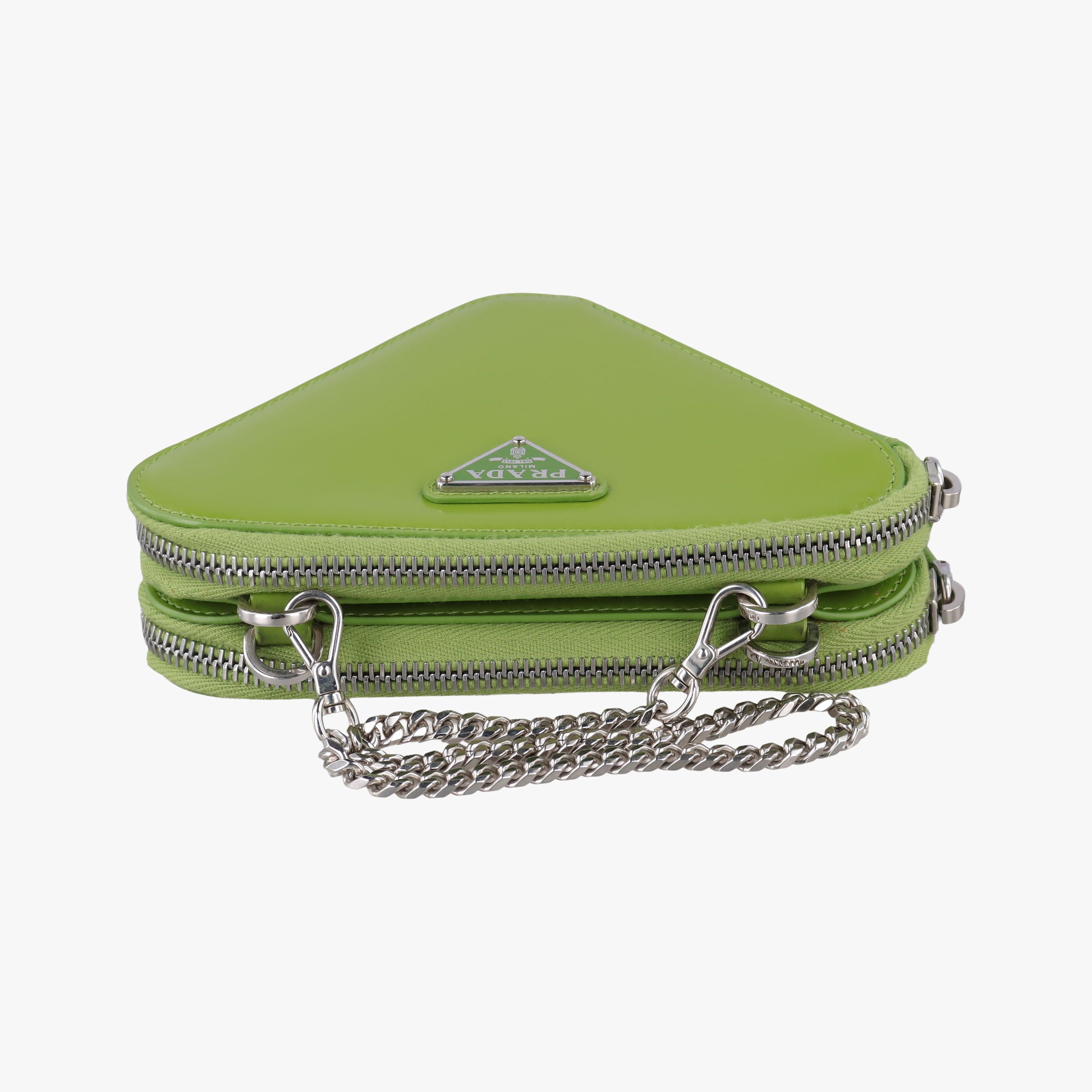 Triangle Logo Plate Green SAFFIANO Leather 1NR015 234トライアングルロゴ グリーン サフィアーノレザー 1NR015 234