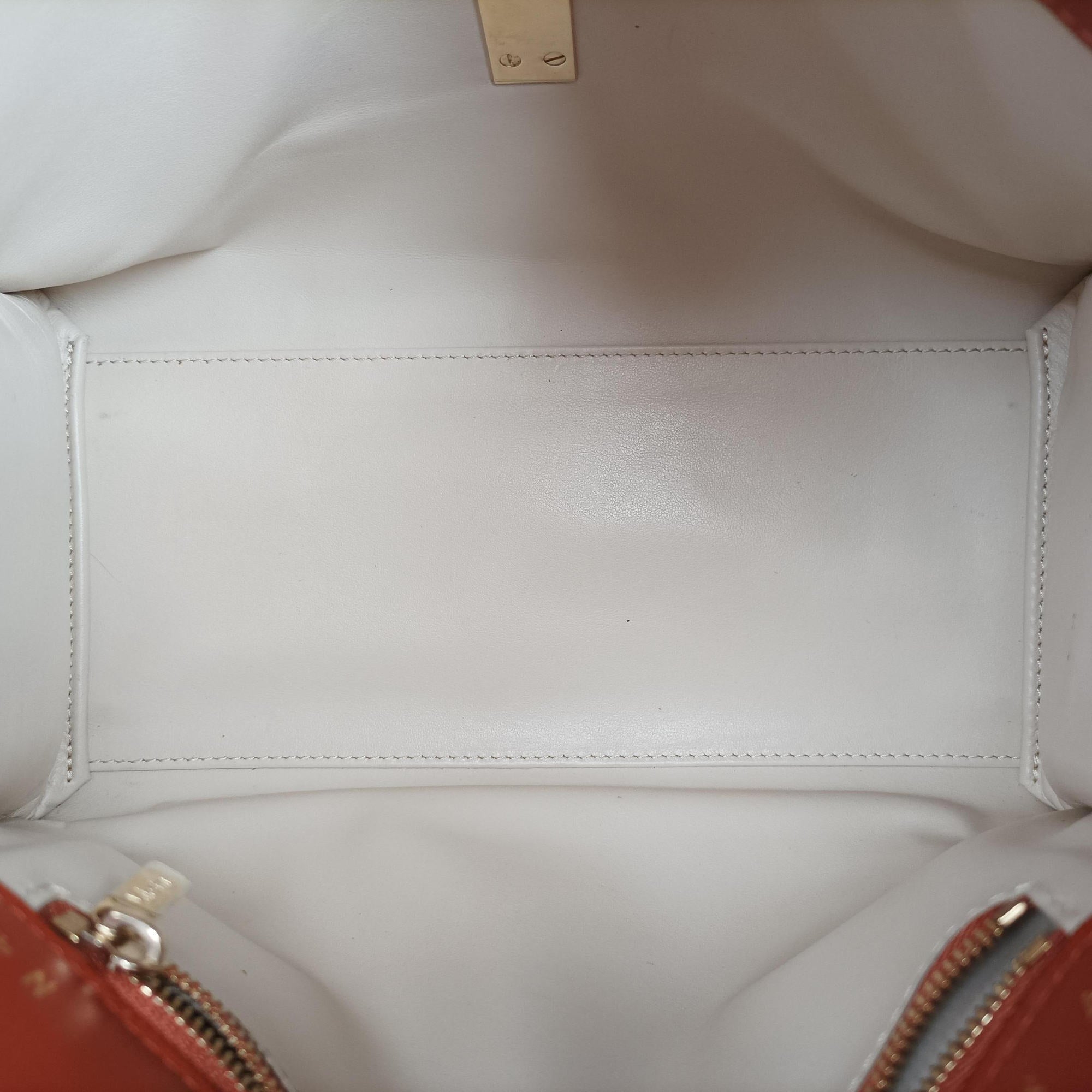 Iside orange brown Calf Leather N 423776イジィデ オレンジブラウン カーフスキン N 423776