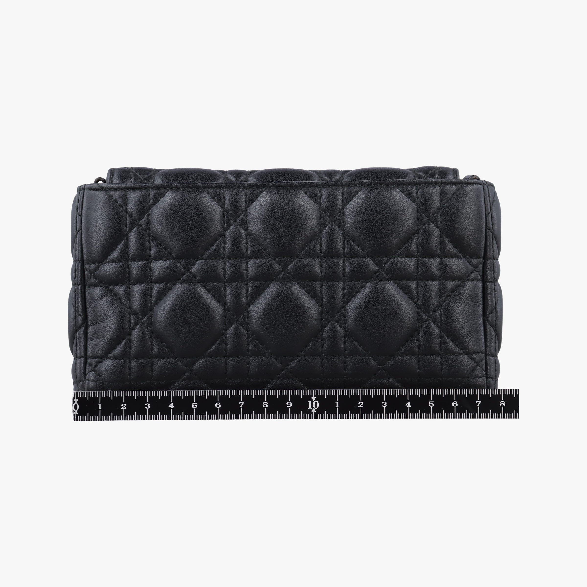 Lady Dior Cannage chain Black lambskin 28-MA-1127レディディオール カナージュ チェーン ブラック ラムスキン 28-MA-1127