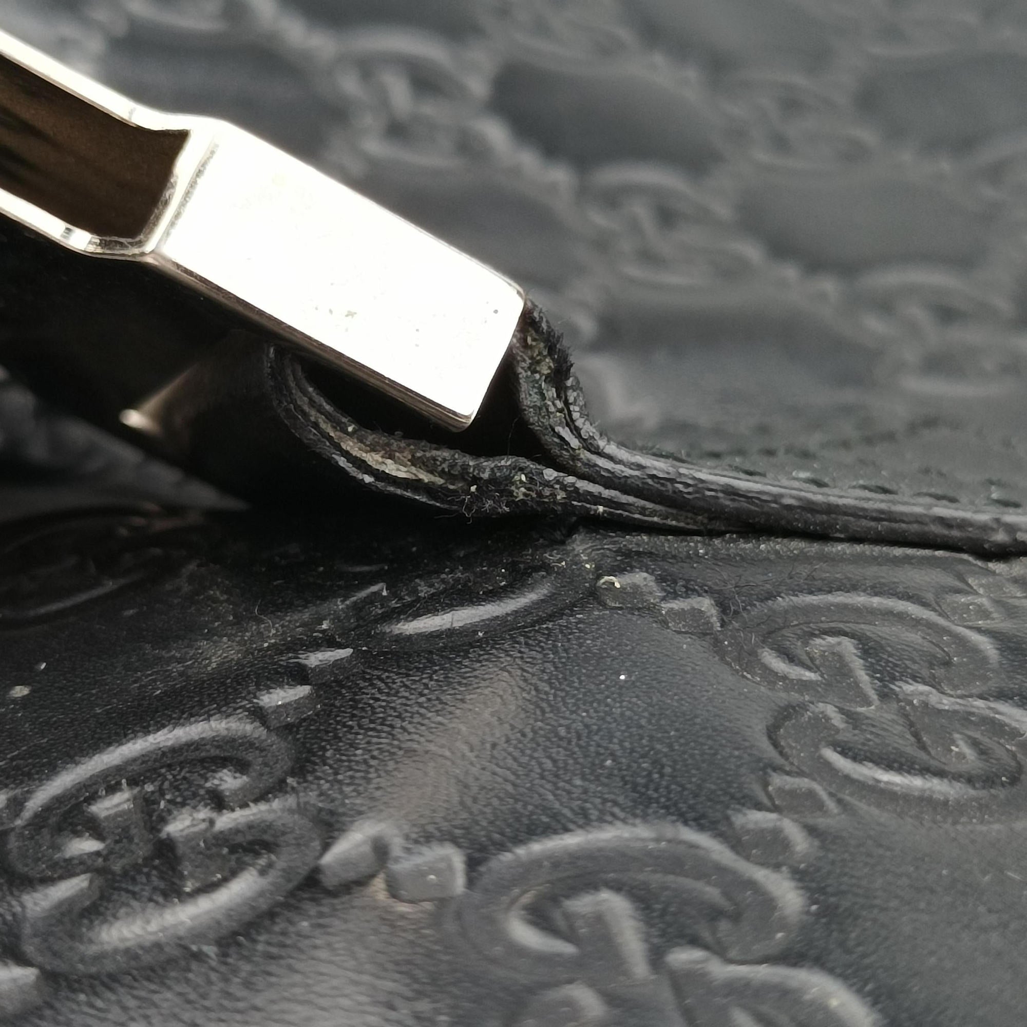 Guccissima Rubber Messenger Black Leather 246067 B010554306グッチシマ メッセンジャー ブラック レザー 246067 B010554306