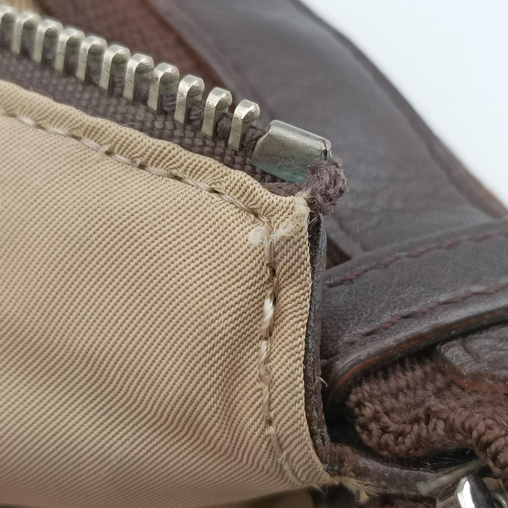 Street Chic Messenger Brown ×Beige Jacquard Canvas×Leather 06-RU-0027ストリートシック メッセンジャー ブラウン × ベージュ ジャガード キャンバス × カーフレザー 06-RU-0027