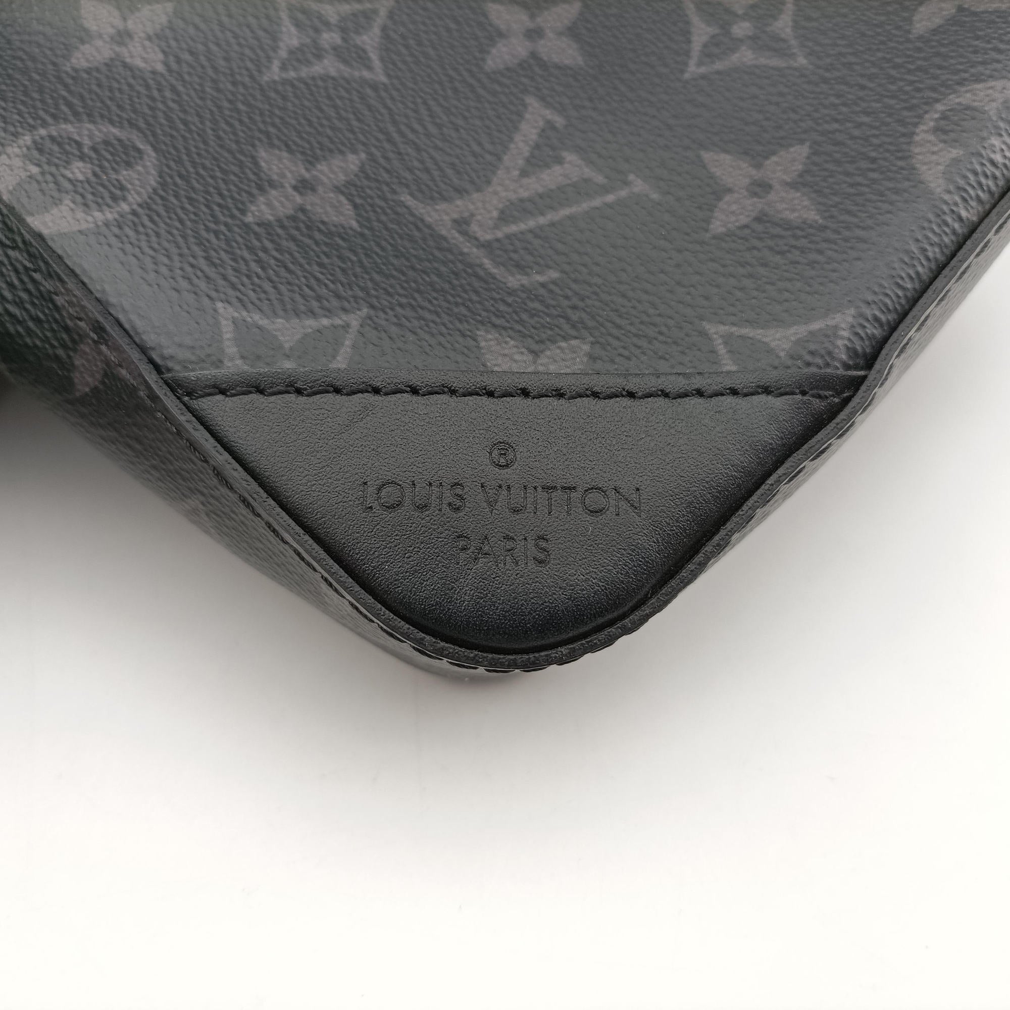 Trio Messenger black Monogram Eclipse Reverse M69443 IC Chipトリオ メッセンジャー ブラック モノグラム エクリプス リバース M69443 ICチップ