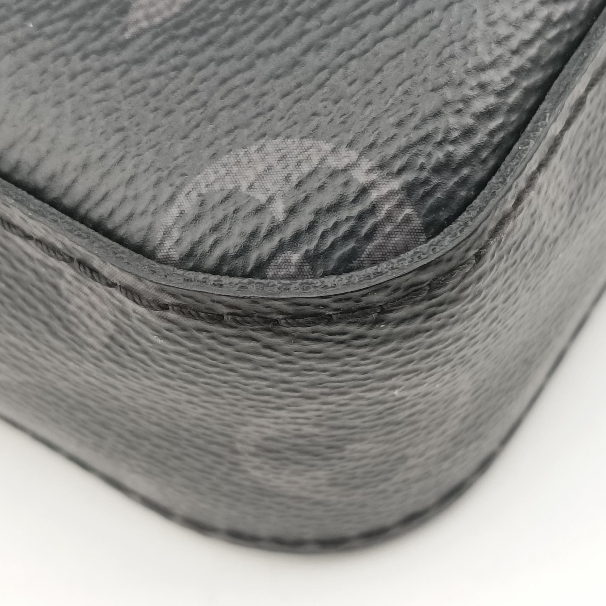 Trio Messenger black Monogram Eclipse Reverse M69443 IC Chipトリオ メッセンジャー ブラック モノグラム エクリプス リバース M69443 ICチップ