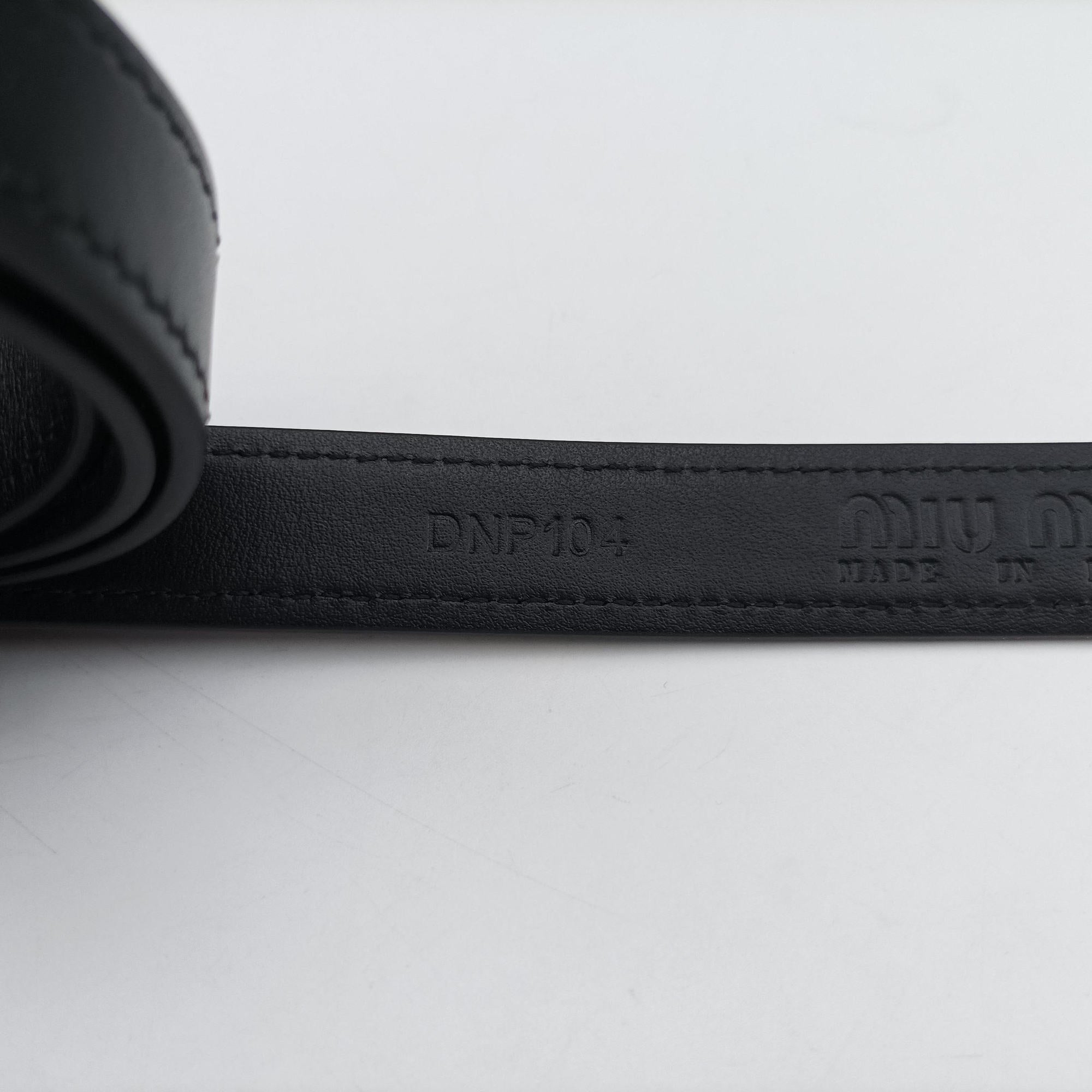 Logo belt Black leather DNP104ロゴベルト ブラック レザー DNP104