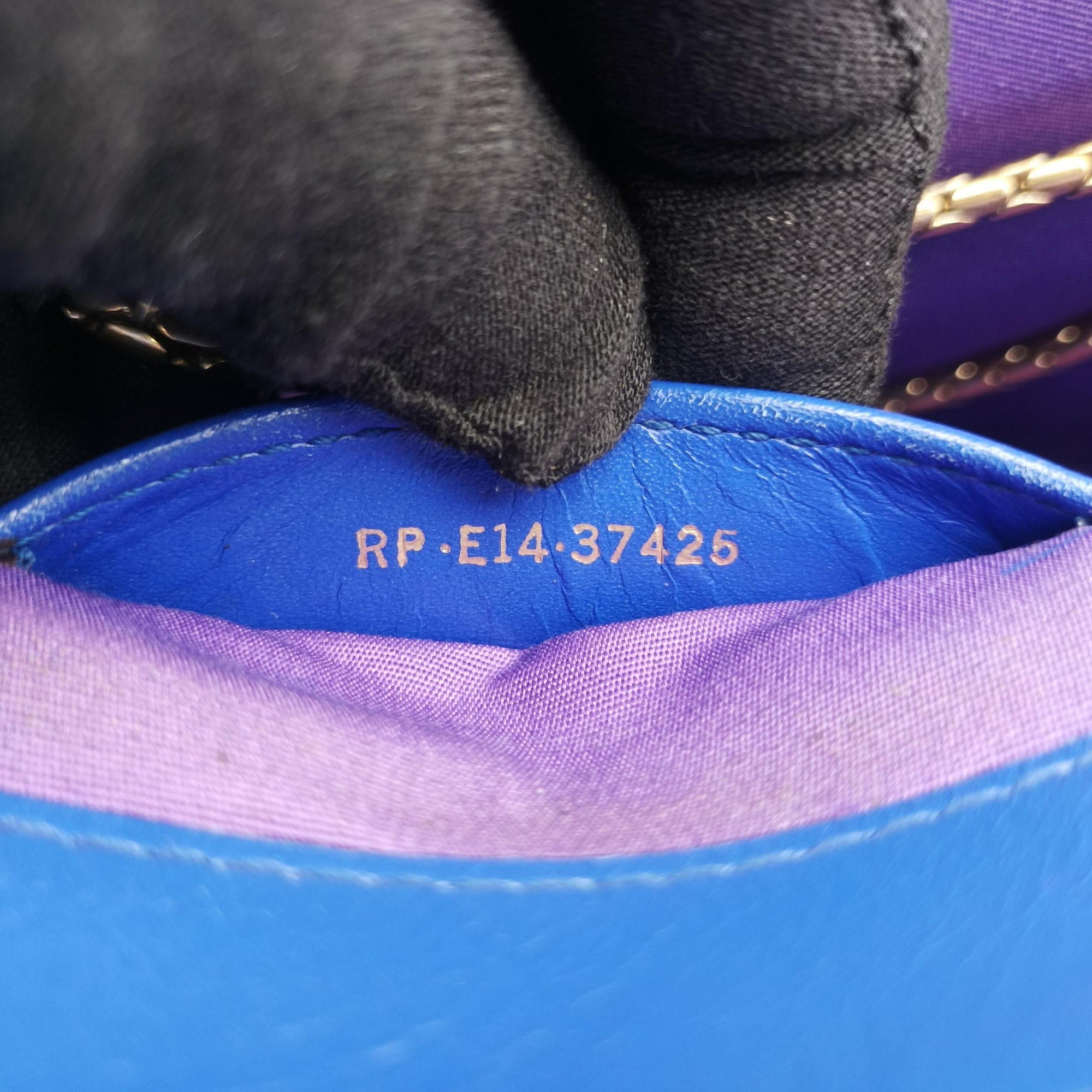 SERPENTI FOREVER Blue leather RP.E14.37425セルペンティ フォーエバー ブルー レザー RP.E14.37425