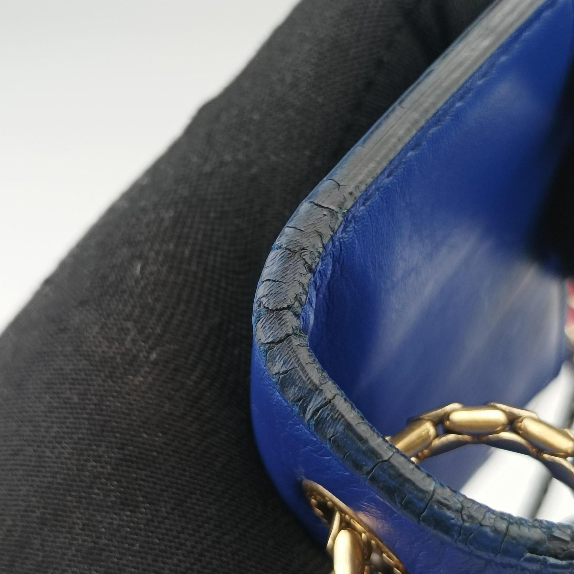 SERPENTI FOREVER Blue leather RP.E14.37425セルペンティ フォーエバー ブルー レザー RP.E14.37425