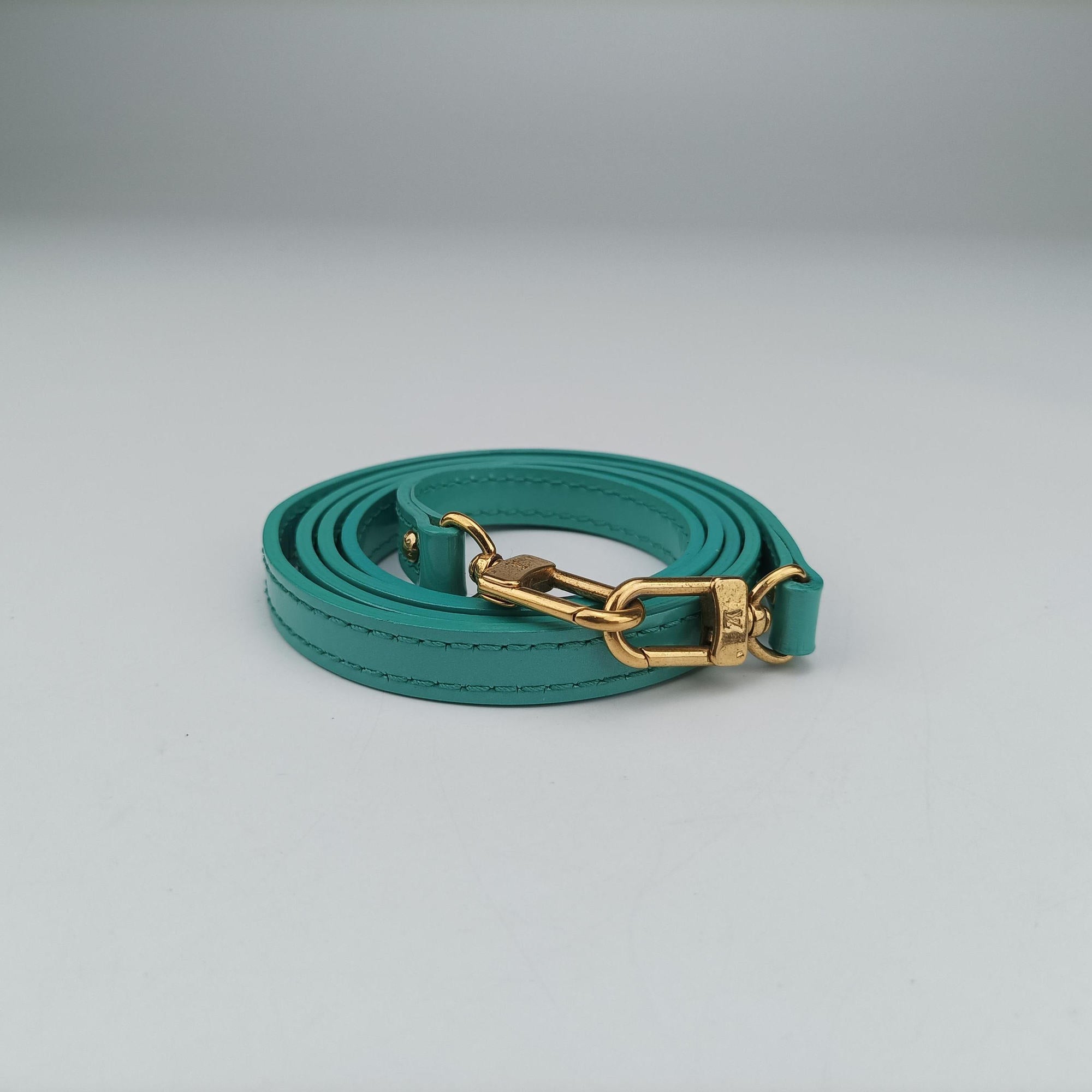 Alma BB Blue Lagon Vernis M91696 MI1132アルマBB ブルーラゴン ヴェルニ M91696 MI1132