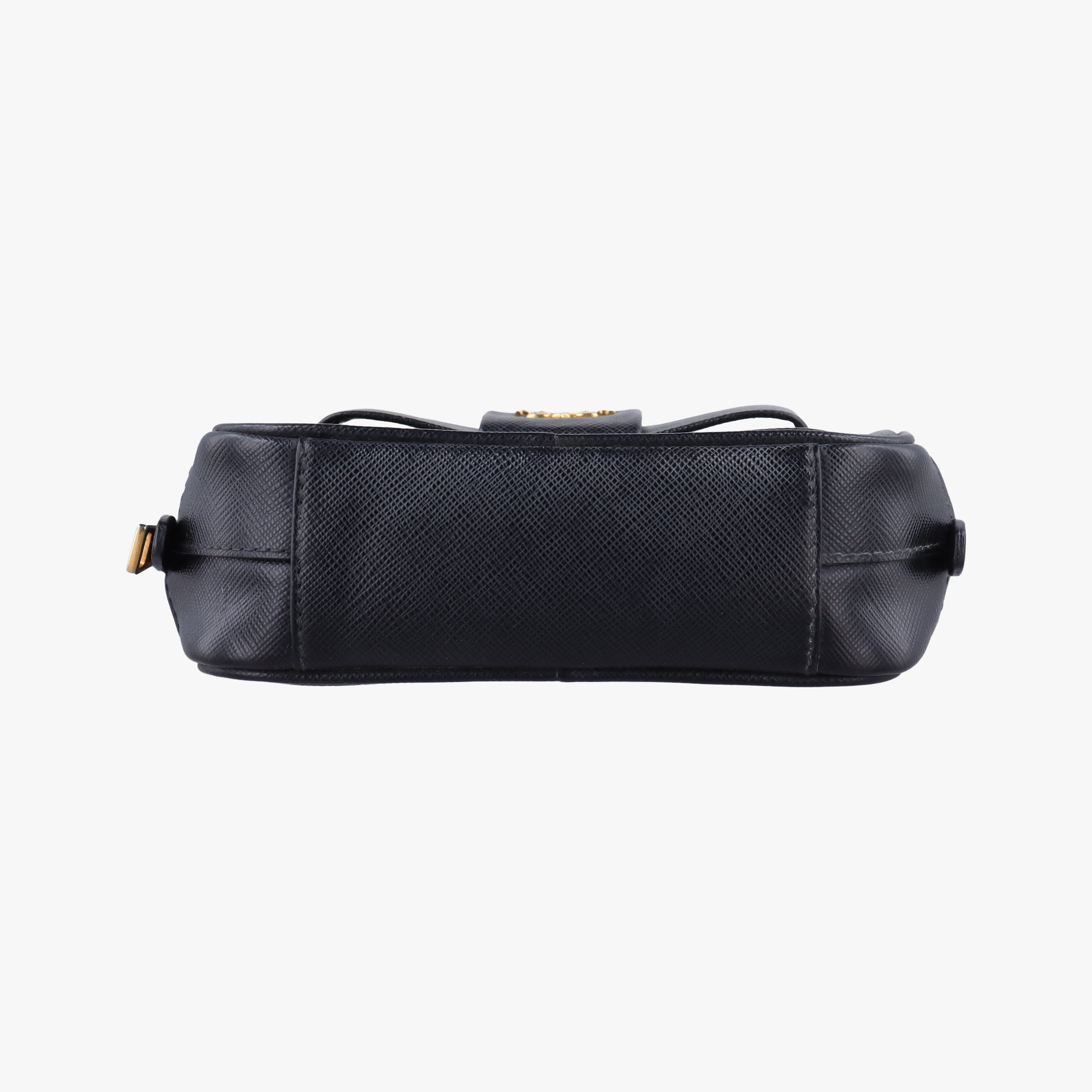 Ribbon Mini Pochette Black SAFFIANO Leather 1NF674 31/Yリボン ミニポシェット ブラック サフィアーノレザー 1NF674 31/Y