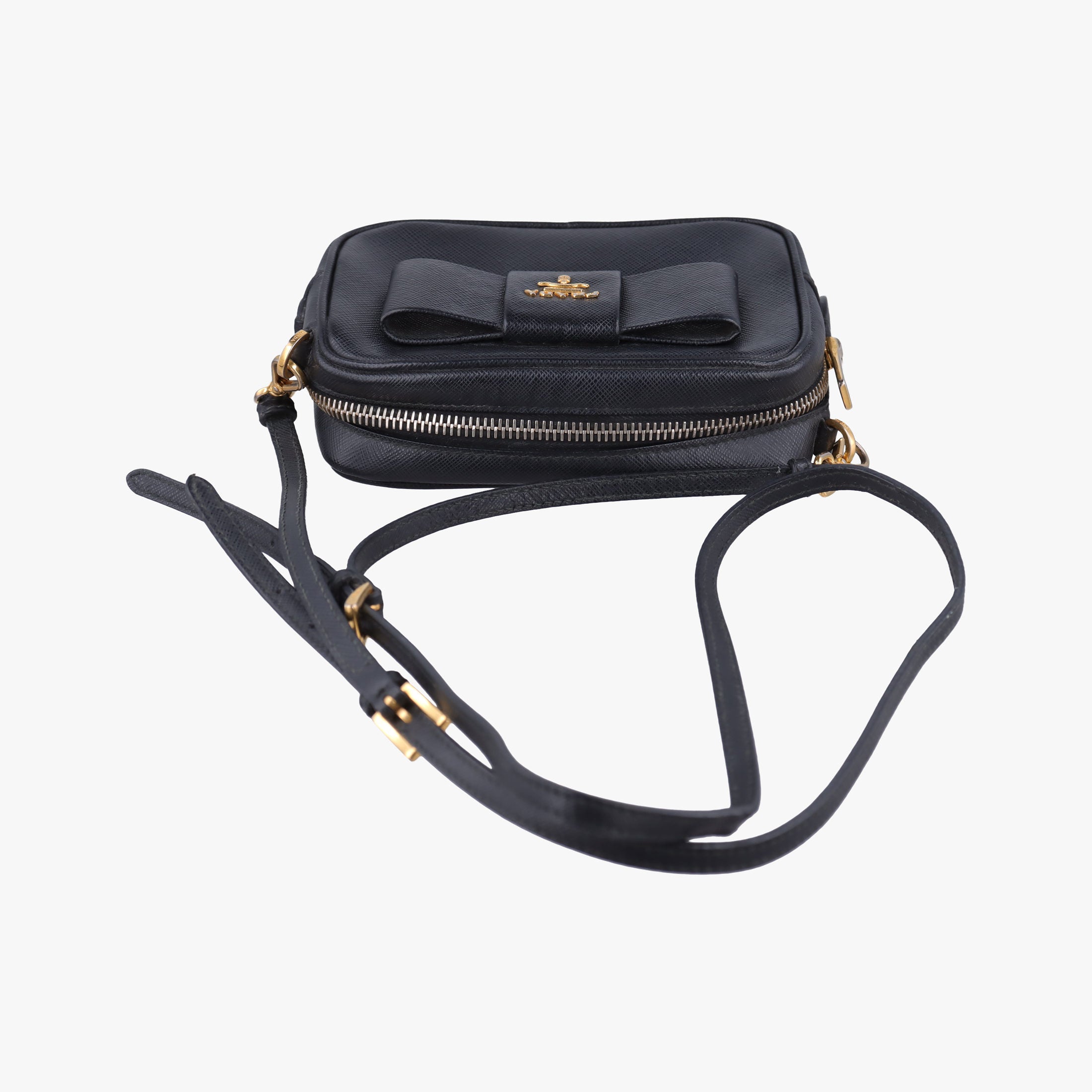 Ribbon Mini Pochette Black SAFFIANO Leather 1NF674 31/Yリボン ミニポシェット ブラック サフィアーノレザー 1NF674 31/Y