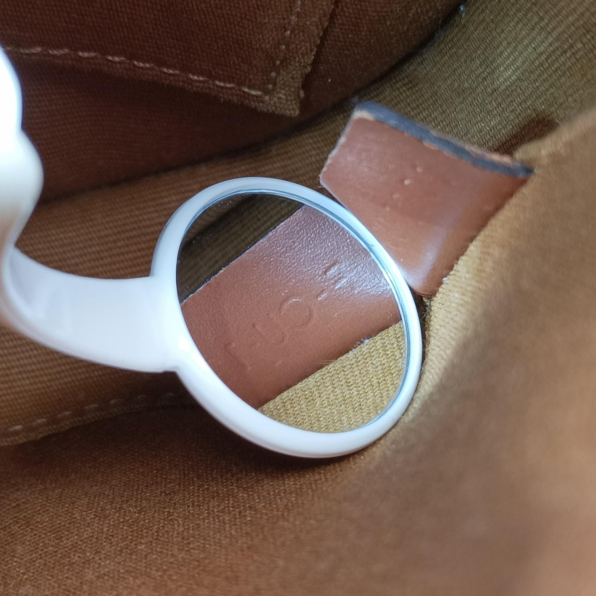 Triomphe Mini Besace White×brown PVC coated canvas F-CU-1201ミニ ブザス トリオンフ ホワイト×ブラウン PVCコーティングキャンバス F-CU-1201