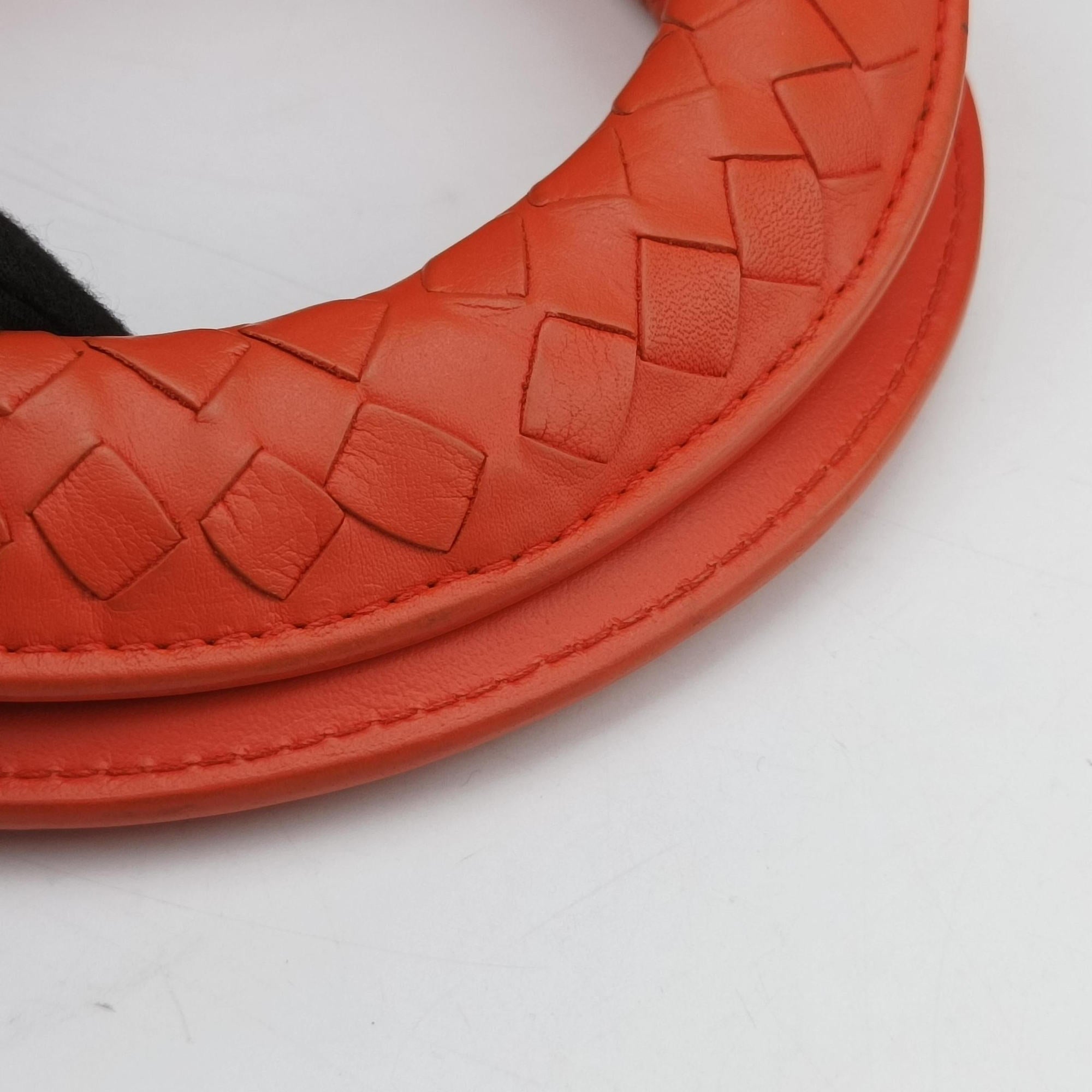Intrecciato Orange lambskin B02661984Nイントレチャート オレンジ ラムスキン B02661984N