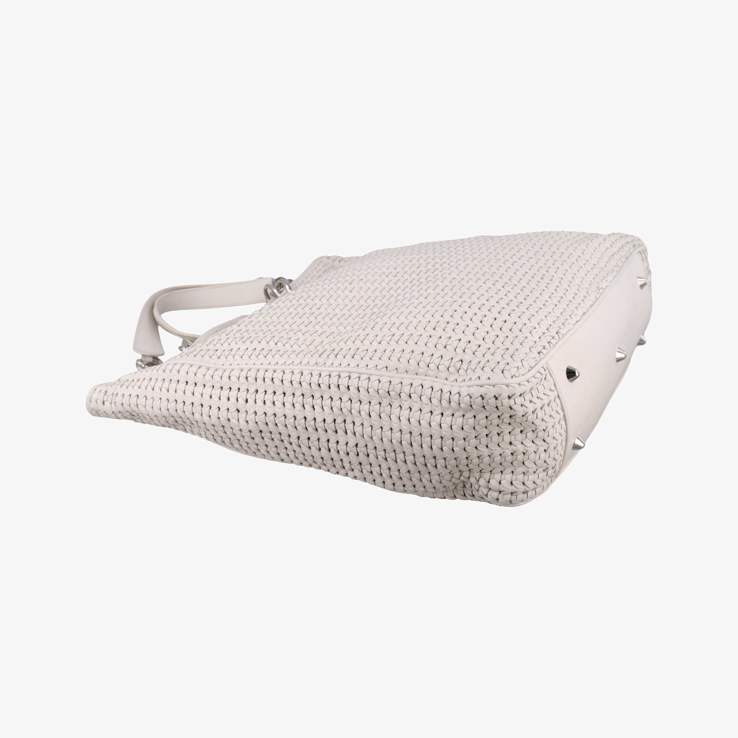 Soft Lady Dior Canage INTRECCIATO Tote White lambskin 96-MA-0098ソフト レディディオール カナージュ イントレチャート トート ホワイト ラムスキン 96-MA-0098