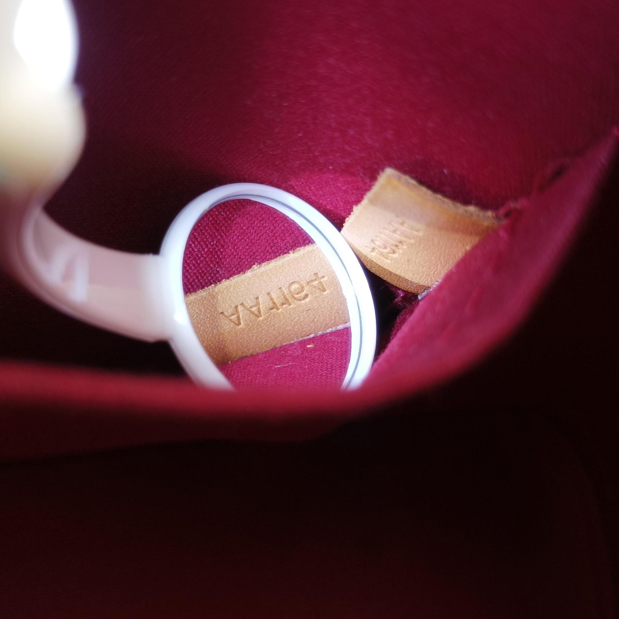 Alma BB pomme d'amour Vernis M91606 AA1164アルマBB ポムダムール ヴェルニ M91606 AA1164