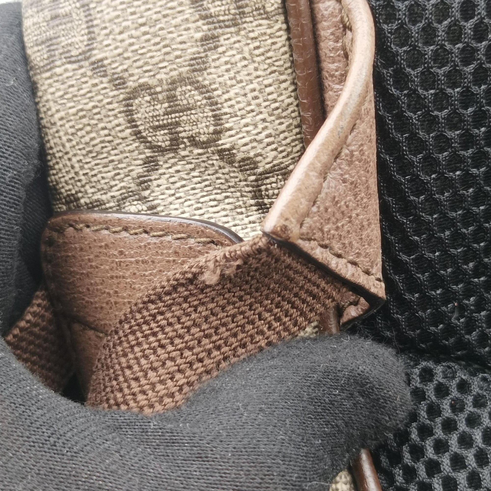 The Three Little Pigs Brown PVC coated canvas×leather 552884 D027876059三匹のこぶた ブラウン PVCコーティングキャンバス×レザー 552884 D027876059