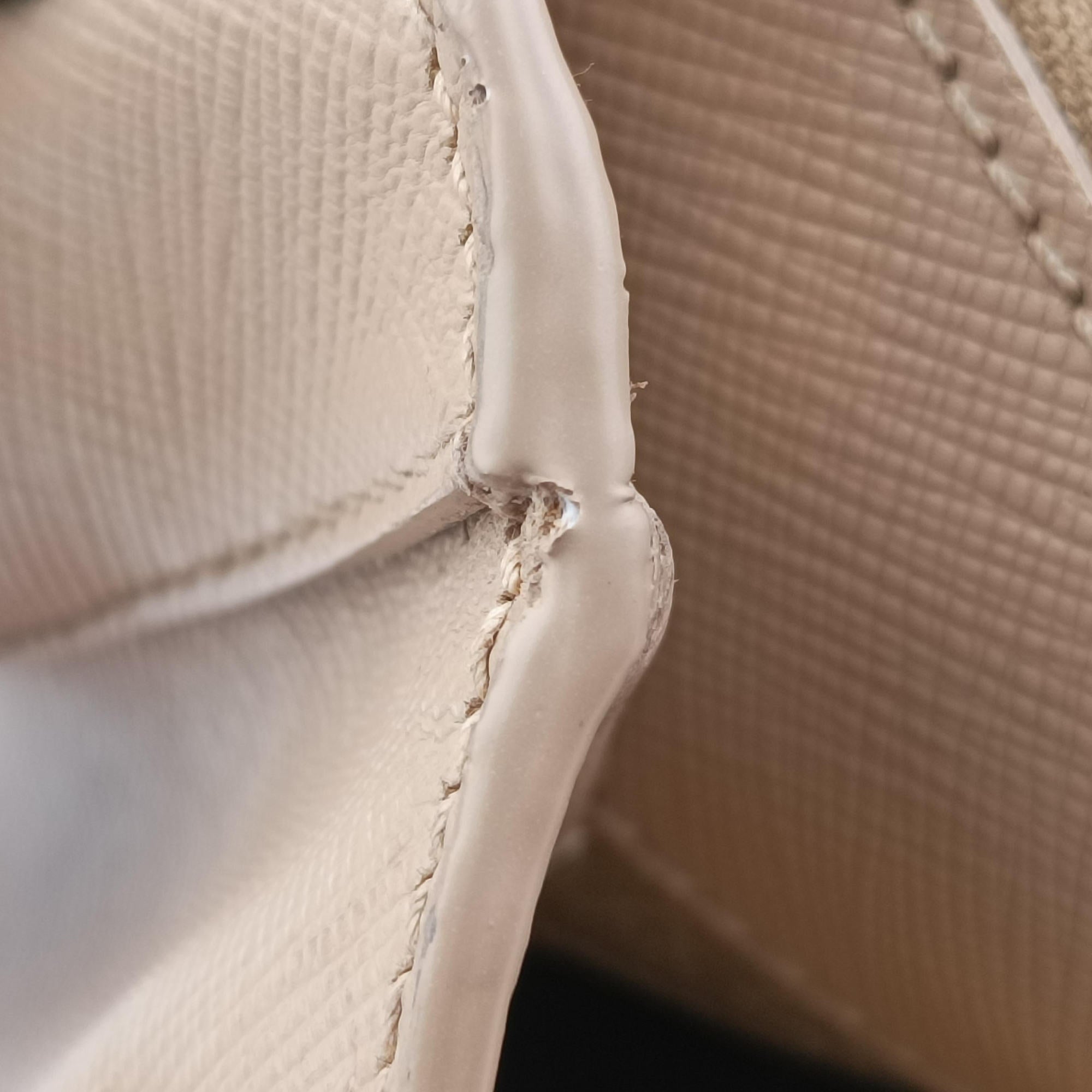 Galleria Pink SAFFIANO Leather BN2274 100ガレリア ピンク サフィアーノレザー BN2274 100