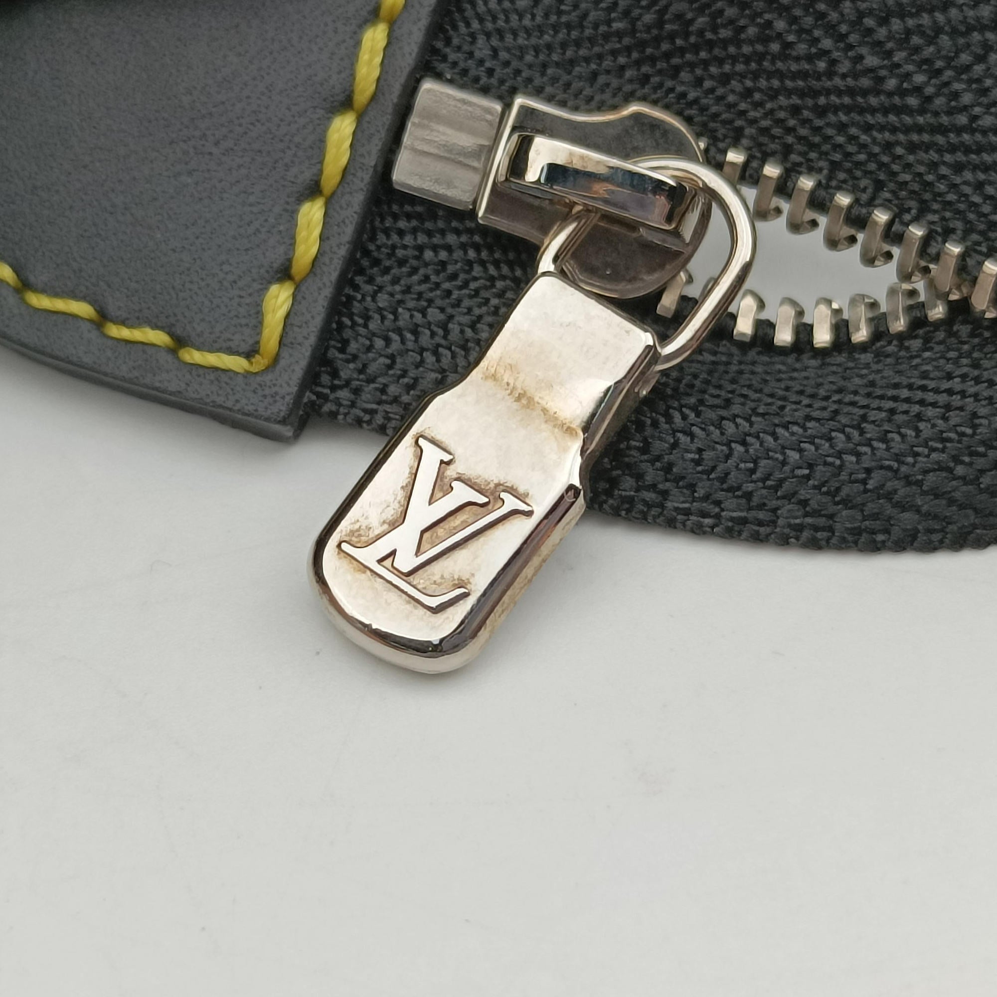 Poche Toilette Bag Denim Epi M54654 TA2127 IC Chipポッシュ トワレ バッグ デニム エピ M54654 TA2127 ICチップ