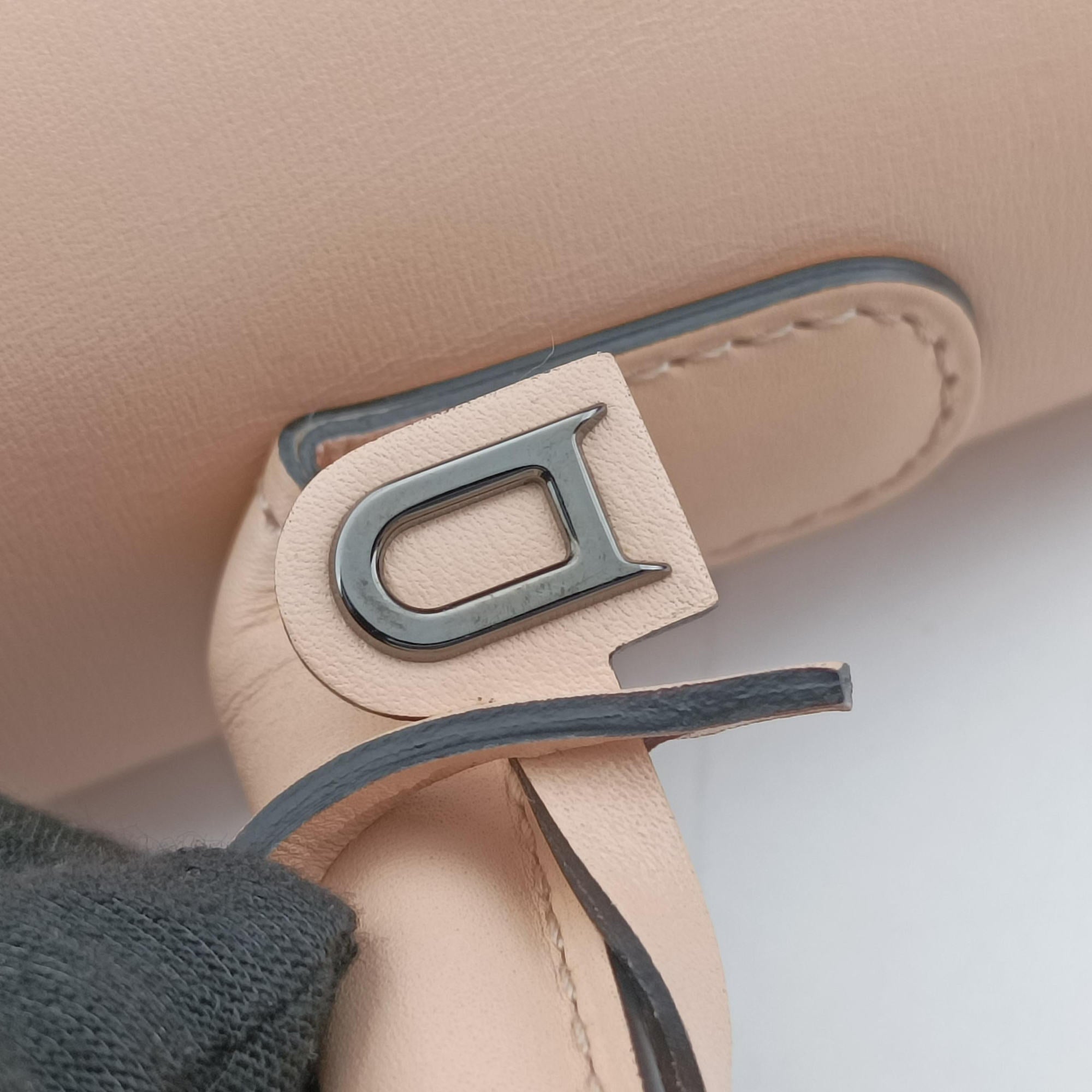 Brillant Beige Leather I40Bブリヨン ベージュ レザー I40B