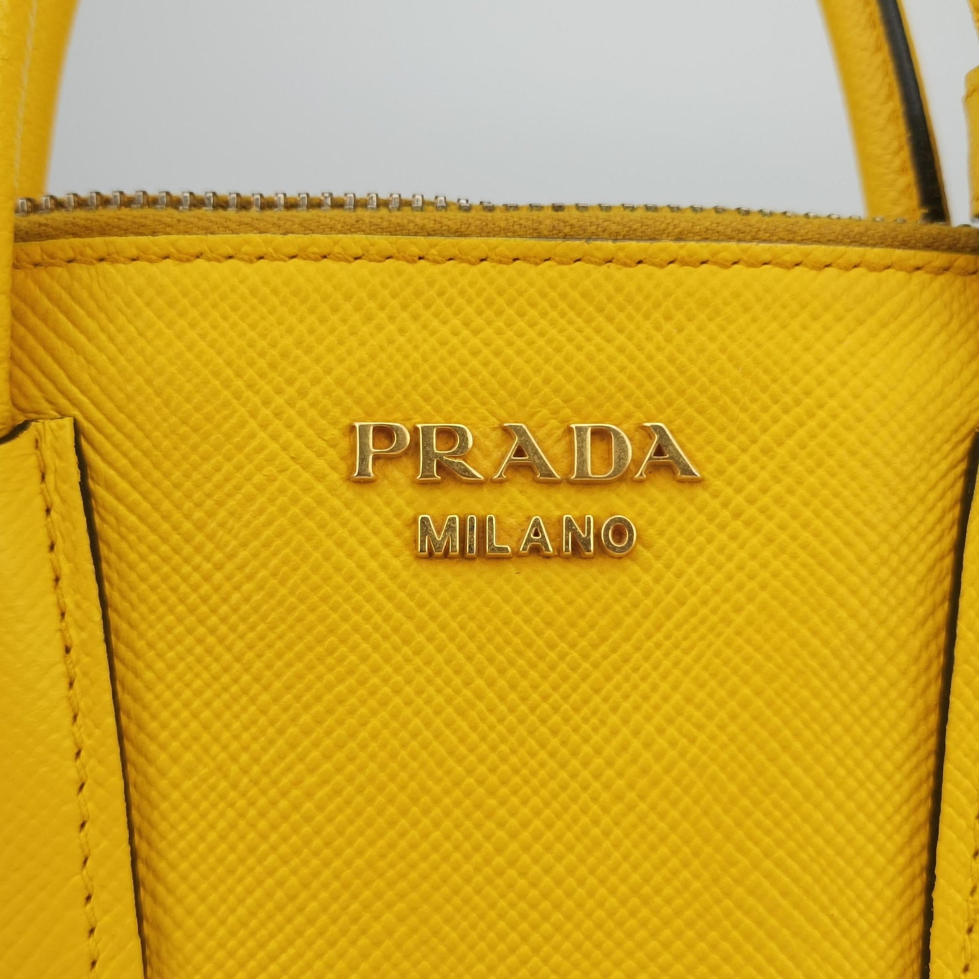 Cuir Top Handle Yellow SAFFIANO Leather BL0902 25クイール トップ ハンドル イエロー サフィアーノレザー BL0902 25