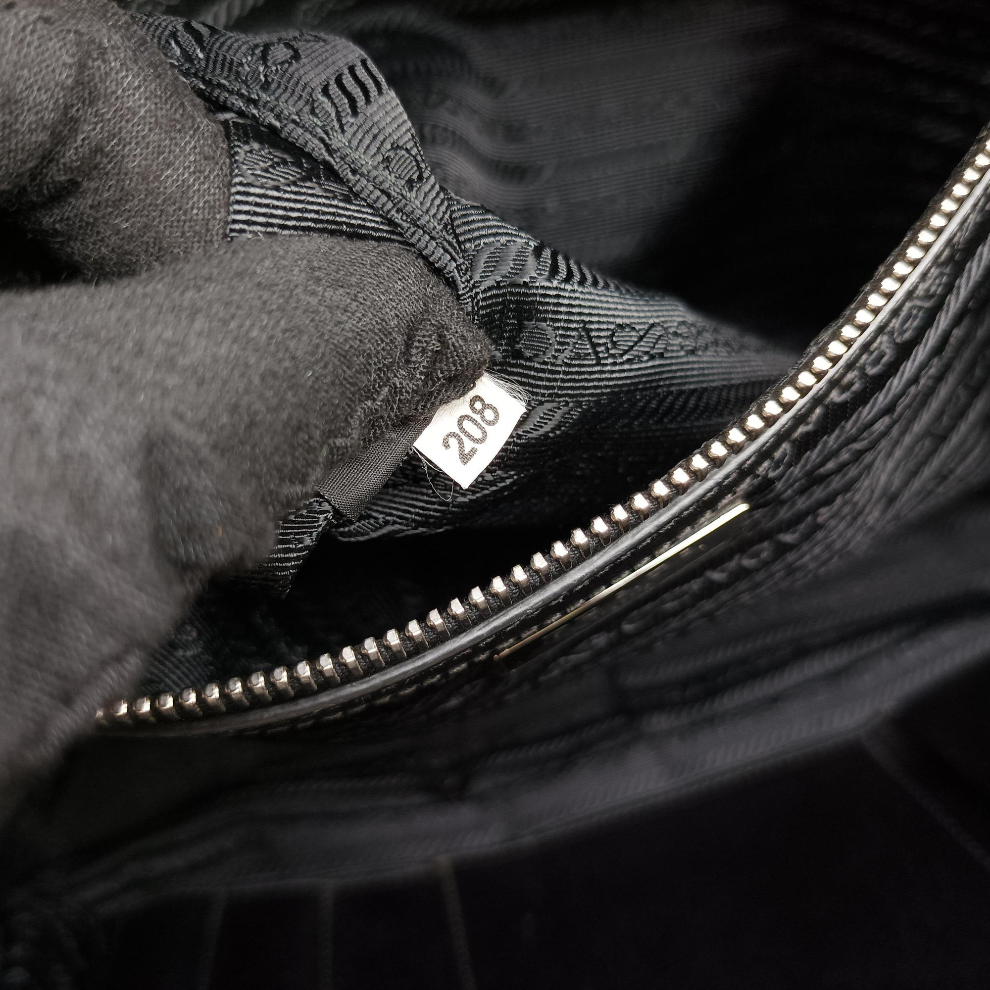 business bag briefcase Black SAFFIANO Leather 2VE363 208ビジネスバッグ ブリーフケース ブラック サフィアーノレザー 2VE363 208