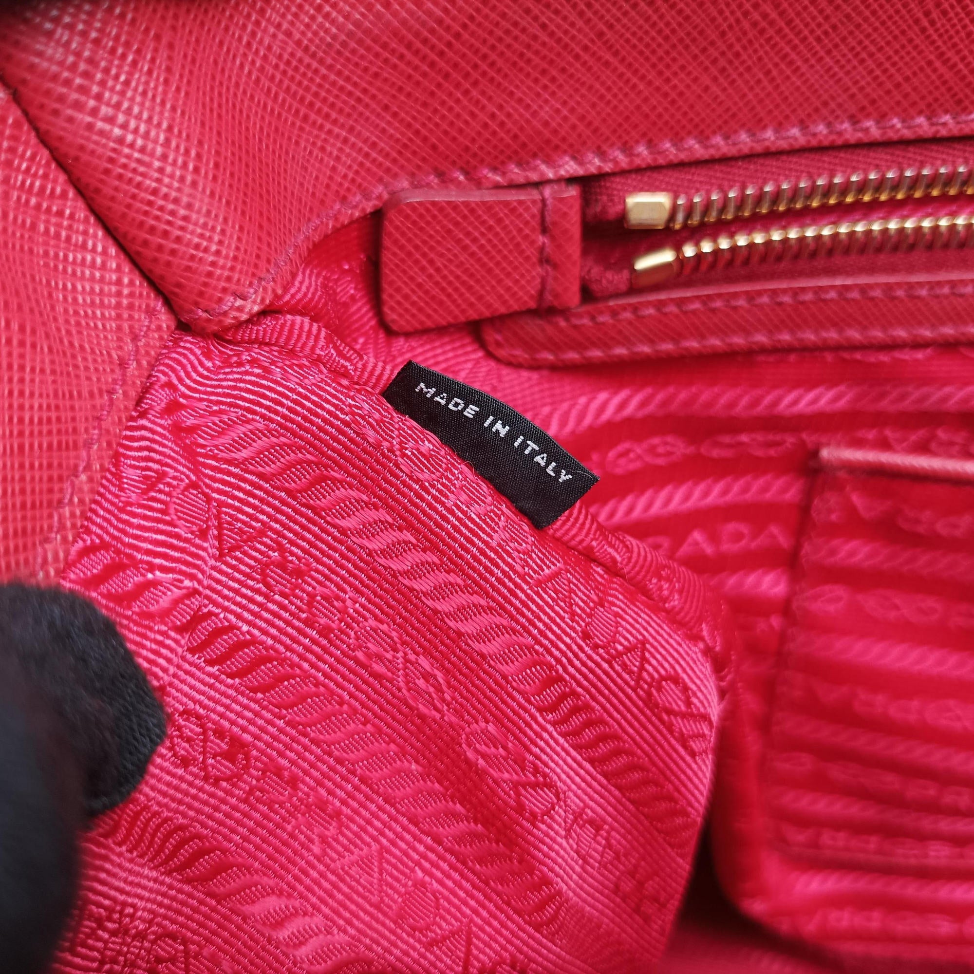 Galleria Red SAFFIANO Leather BN1786 31/Yガレリア レッド サフィアーノレザー BN1786 31/Y