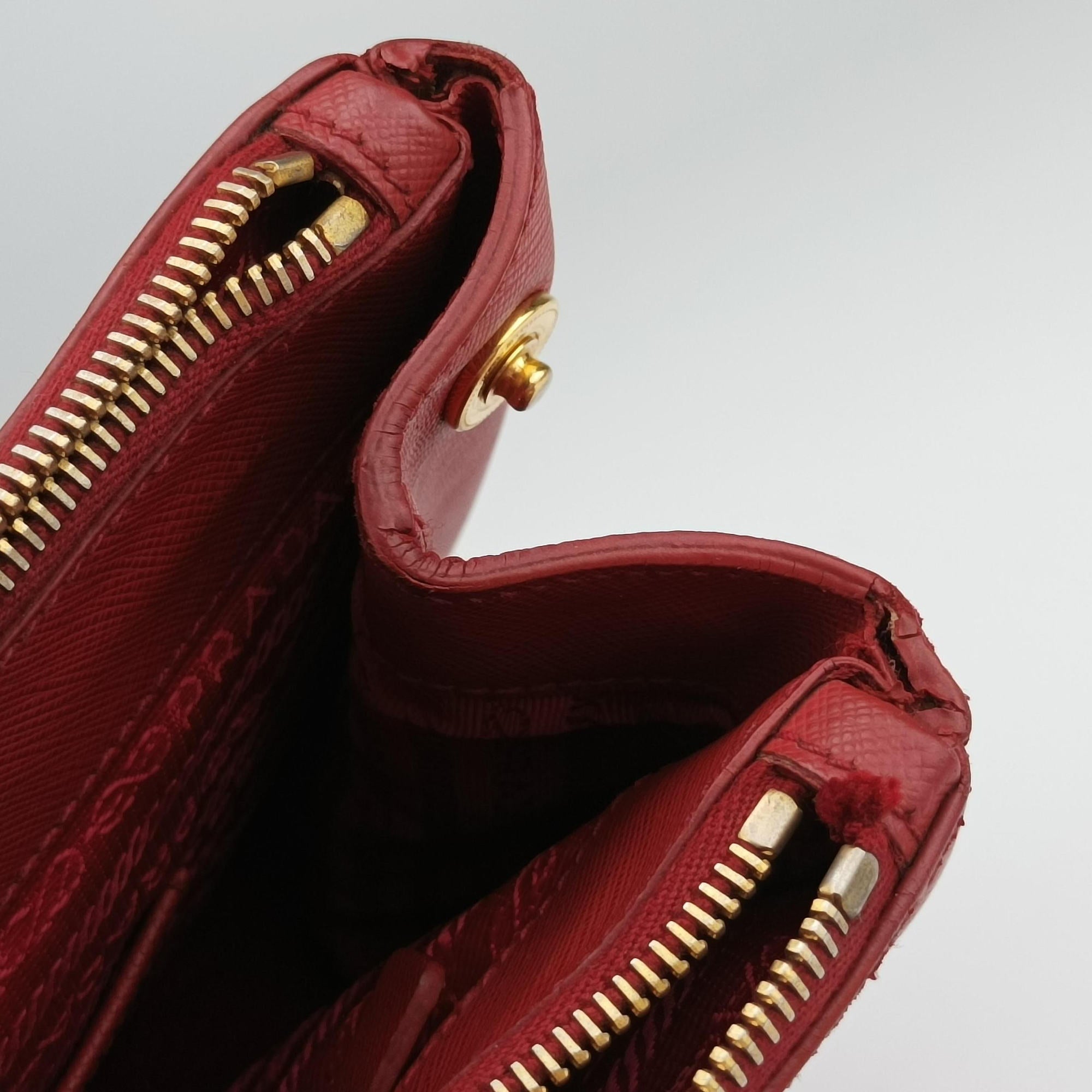 Galleria Red SAFFIANO Leather BN1786 31/Yガレリア レッド サフィアーノレザー BN1786 31/Y
