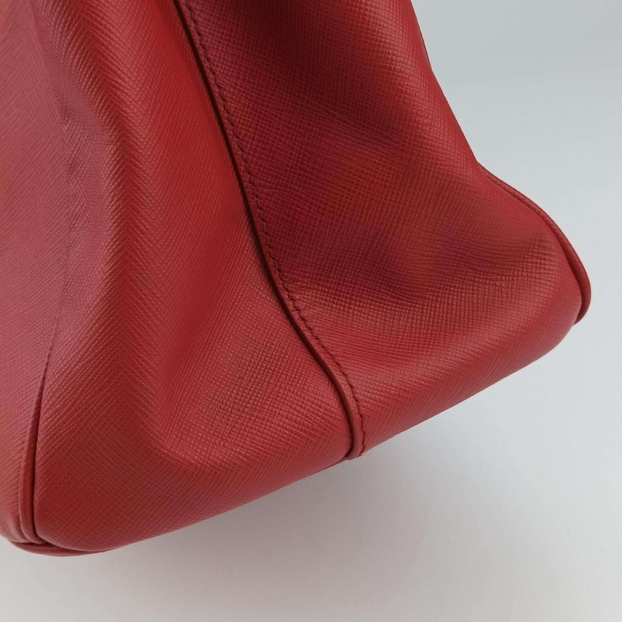 Galleria Red SAFFIANO Leather BN1786 31/Yガレリア レッド サフィアーノレザー BN1786 31/Y