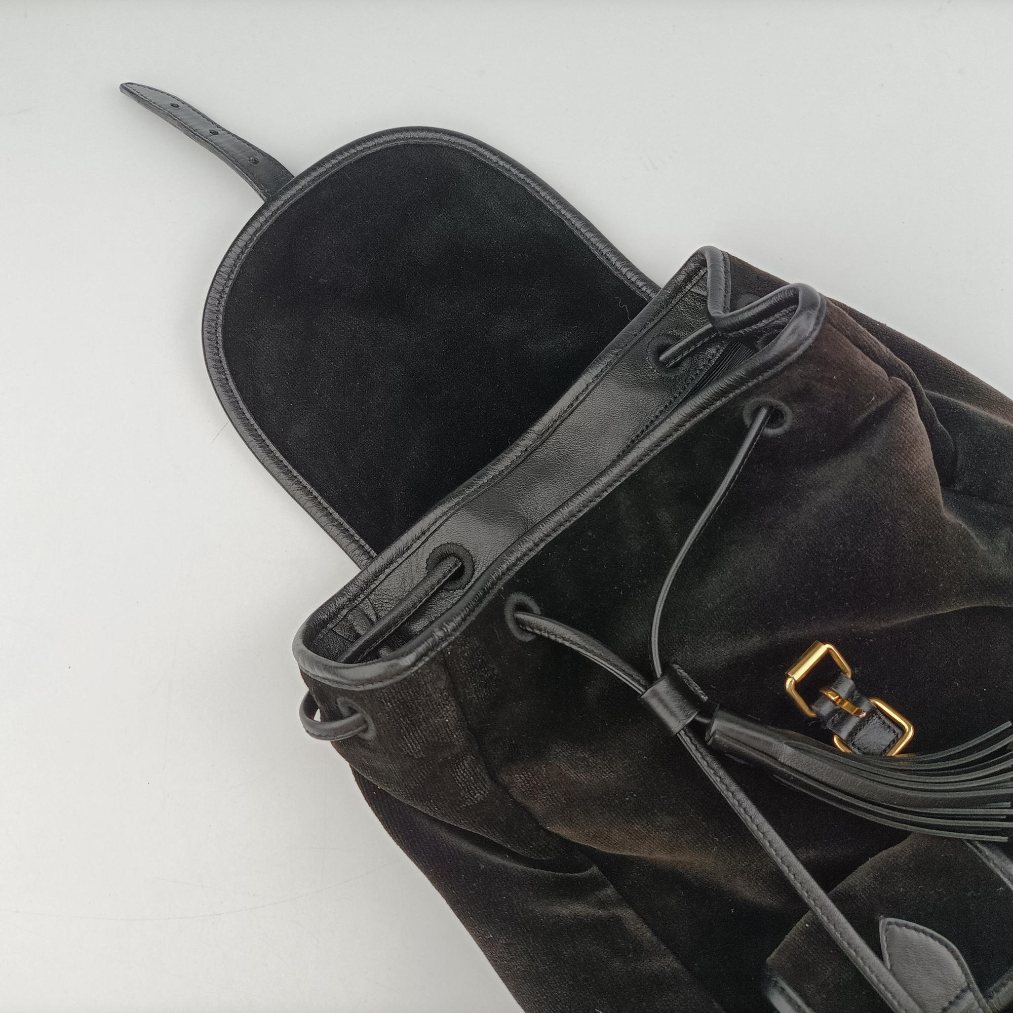 Festival Fringe Backpack Black velour 421943 GNR421943.0416フェスティバル フリンジ バックパック ブラック ベロア 421943 GNR421943.0416